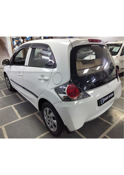 HONDA BRIO SMT PETROL (2012)