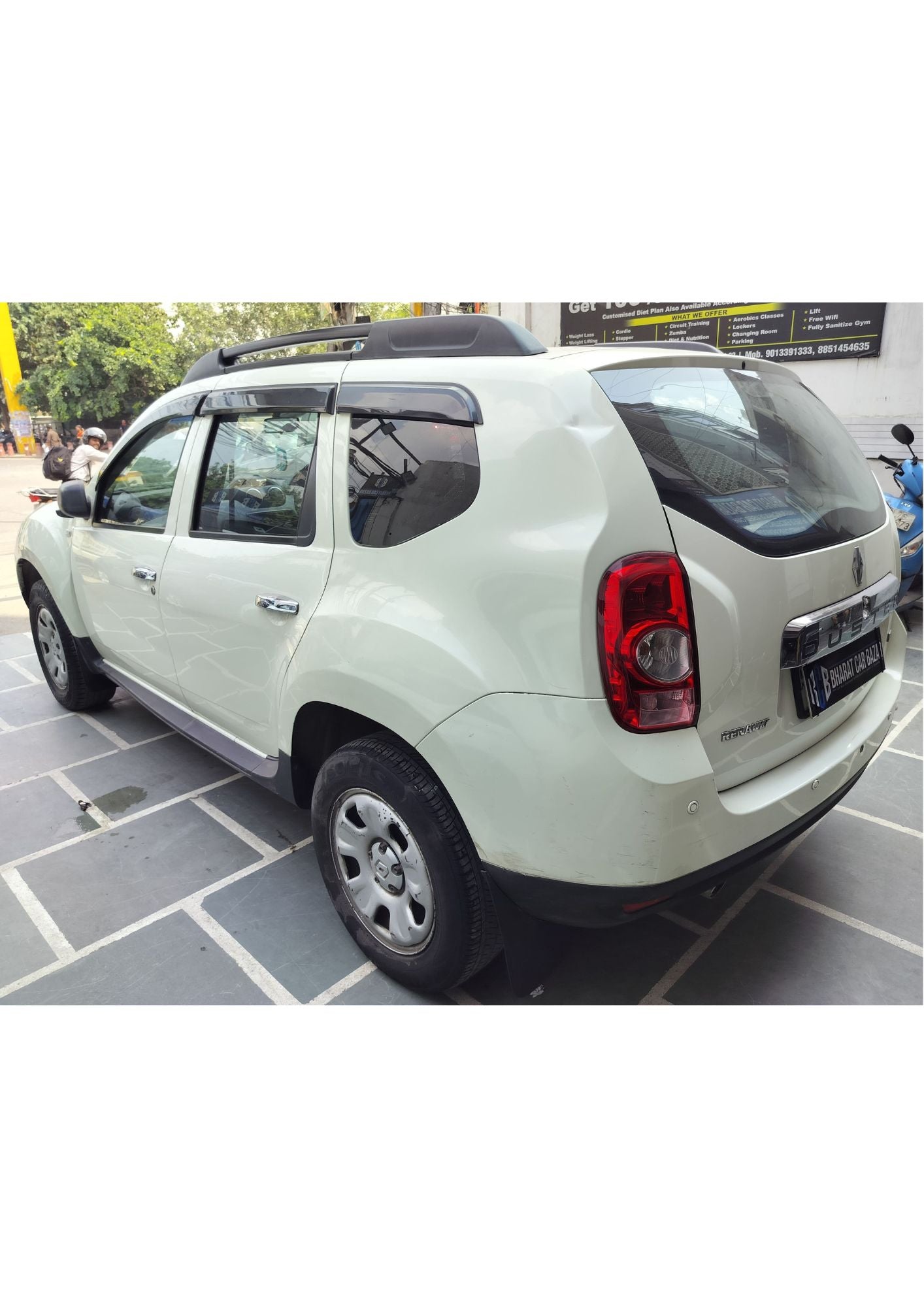 RENAULT DUSTER RXL PETROL (2014)
