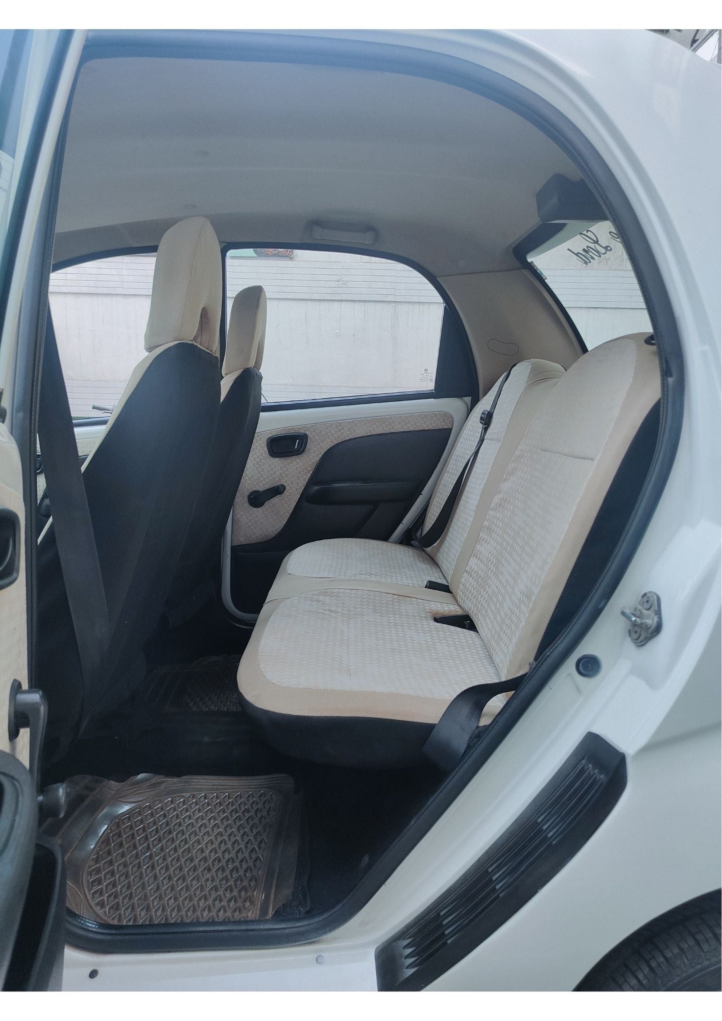 47,000 KMS TATA NANO LX PETROL (2014)