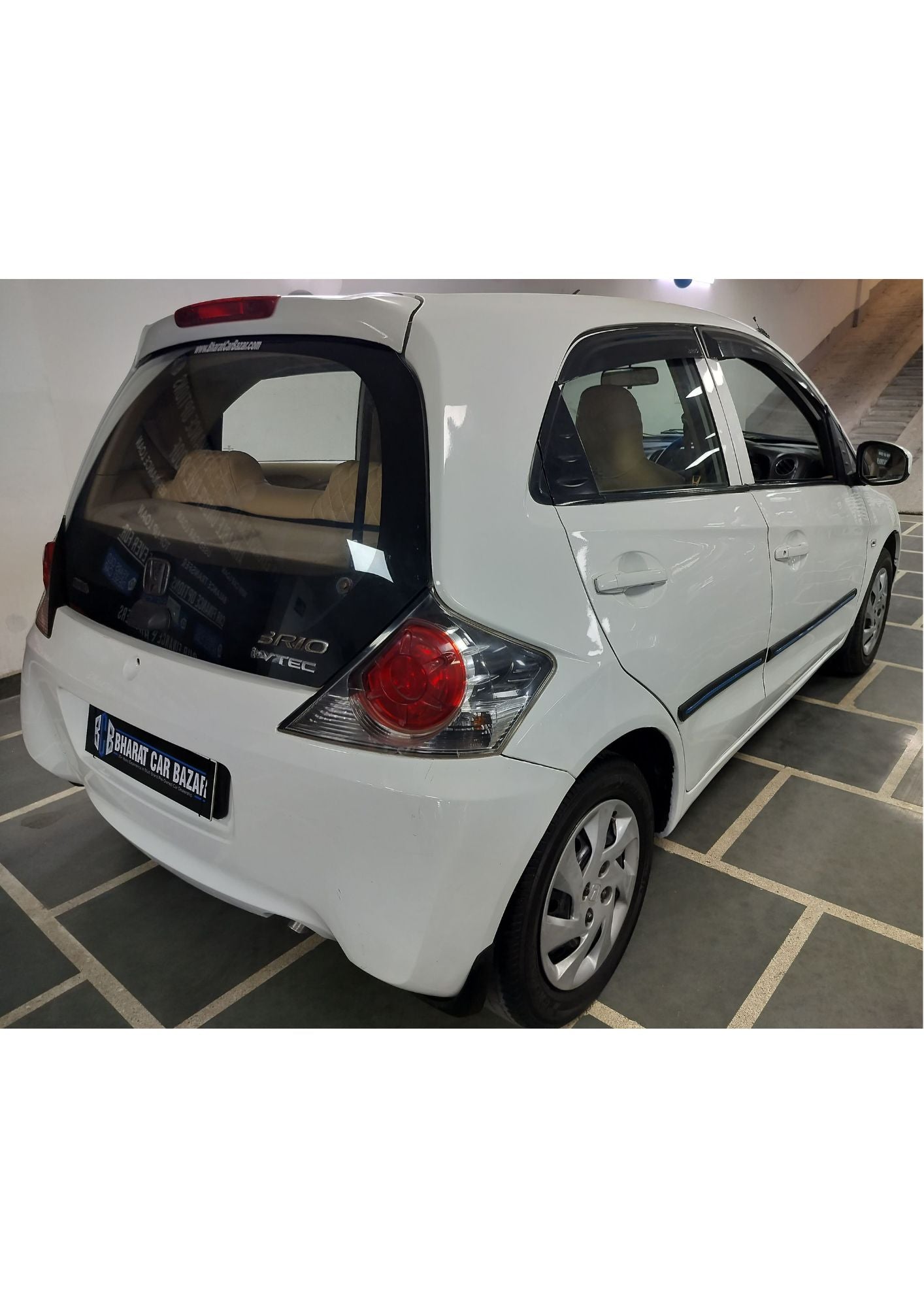 HONDA BRIO SMT PETROL (2012)