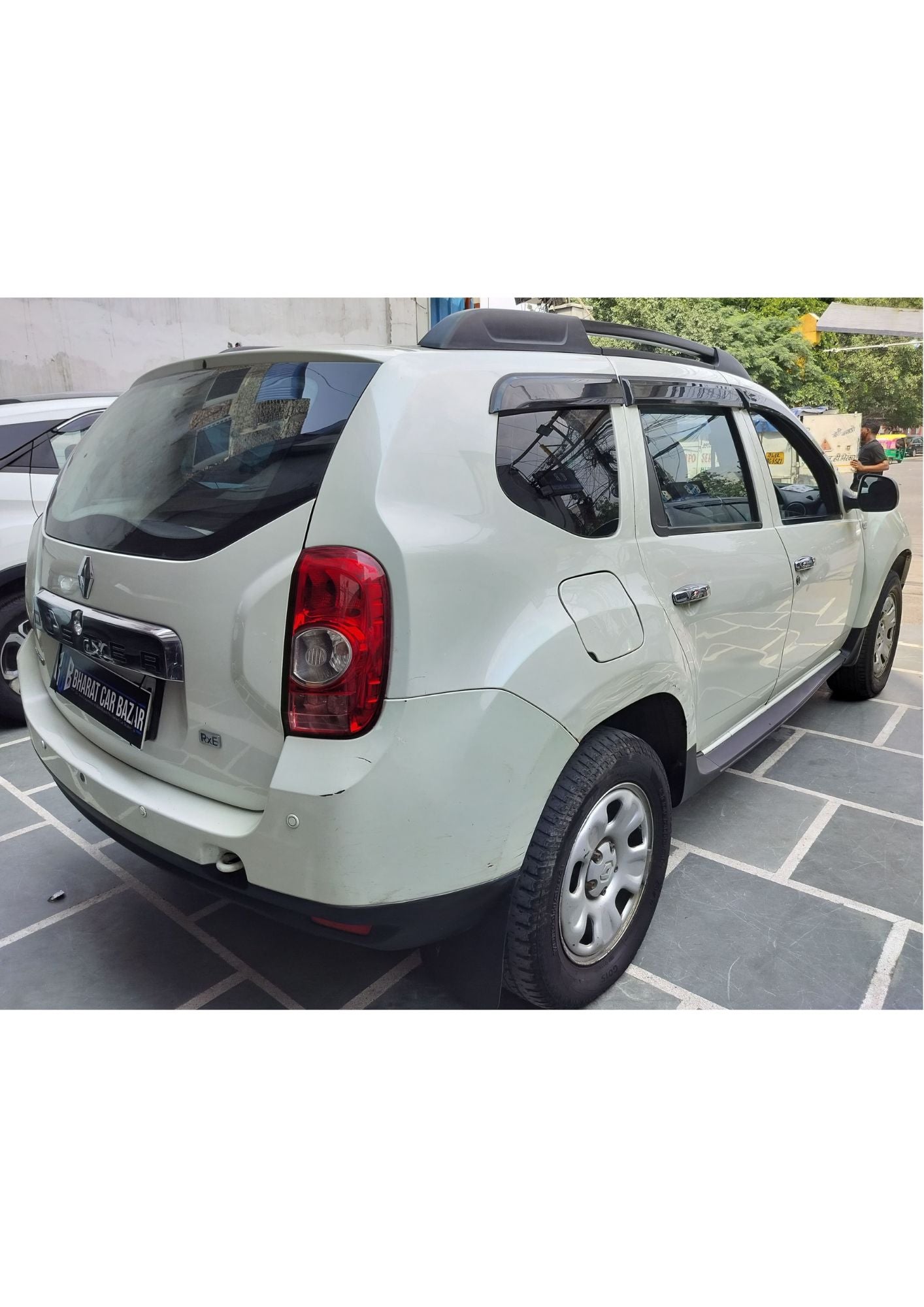 RENAULT DUSTER RXL PETROL (2014)