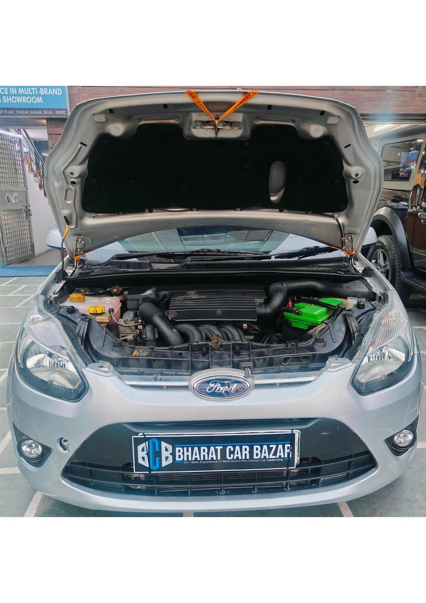 23,000 KMS FORD FIGO ZXI PETROL (2011)