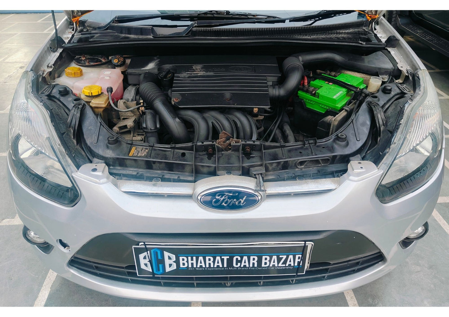 23,000 KMS FORD FIGO ZXI PETROL (2011)
