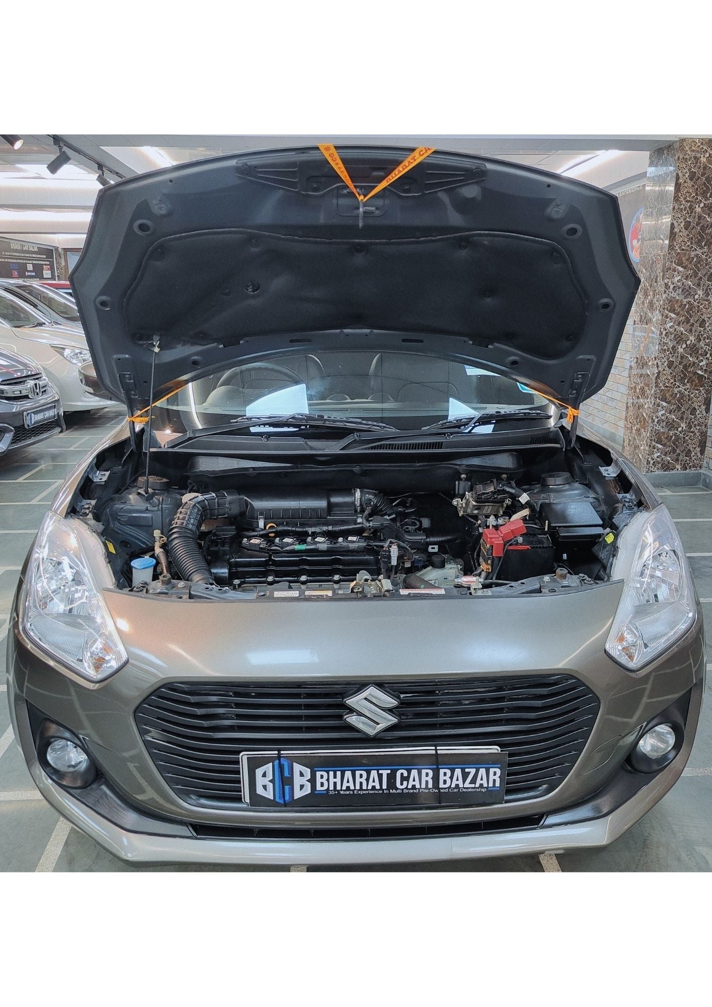 16,000 KMS MARUTI SWIFT AMT PETROL (2020)