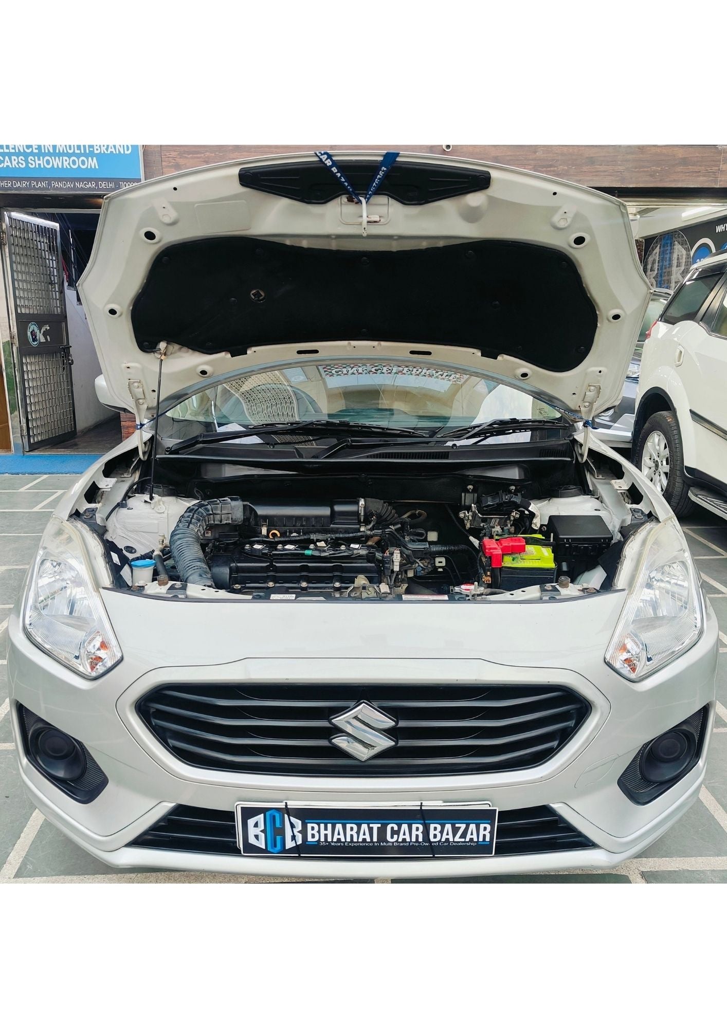 32,000 KMS MARUTI DZIRE LXI PETROL (2018)