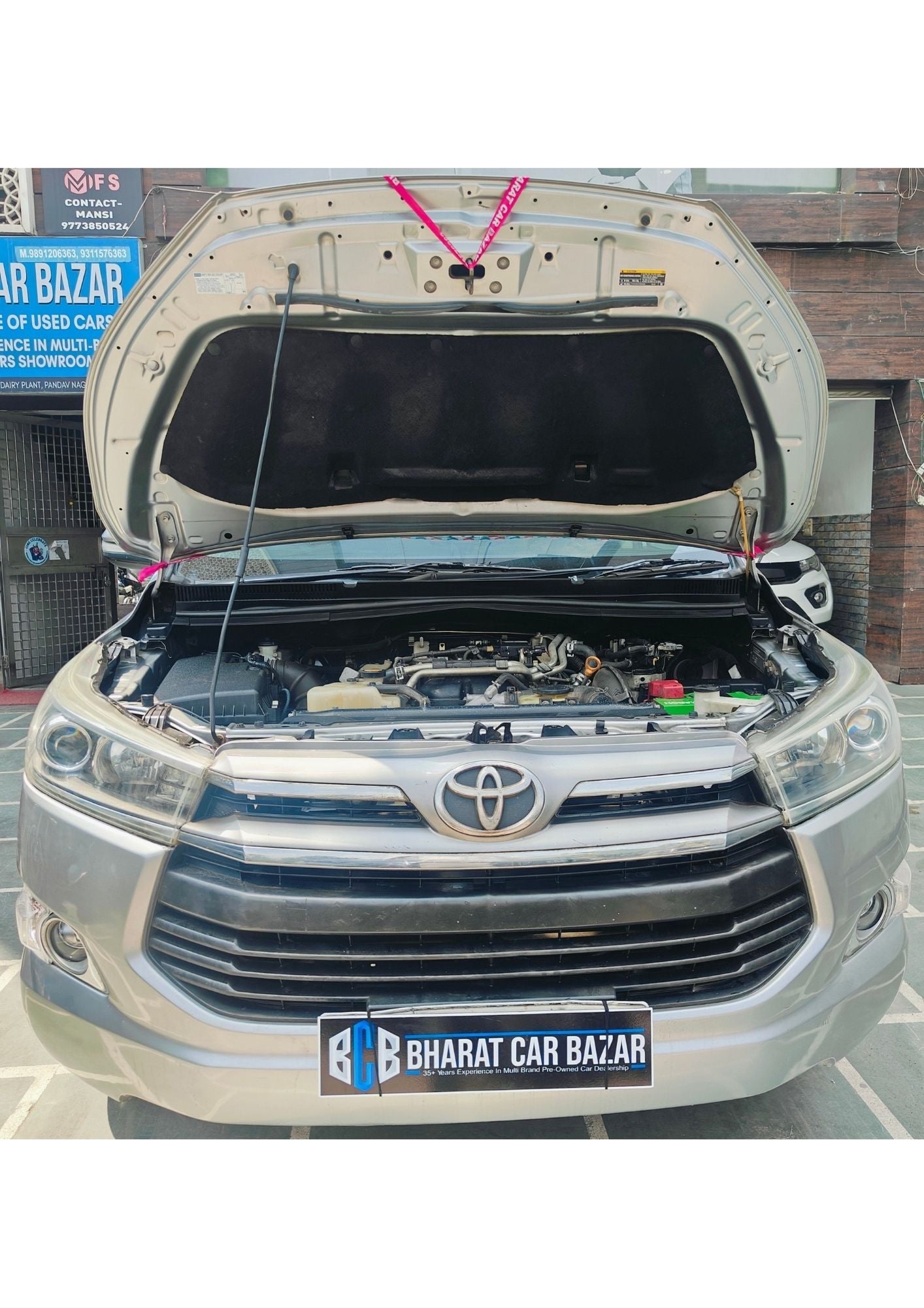 TOYOTA INNOVA CRYSTA 2.4 V DIESEL (2016)