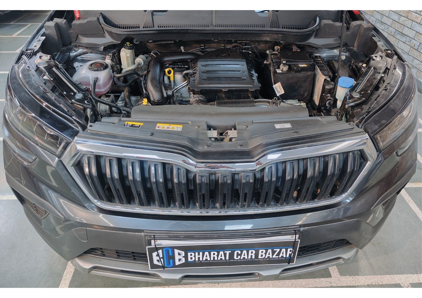 41,000 KMS SKODA KUSHAQ AMBITION 1.0 TSI MT PETROL (2023)