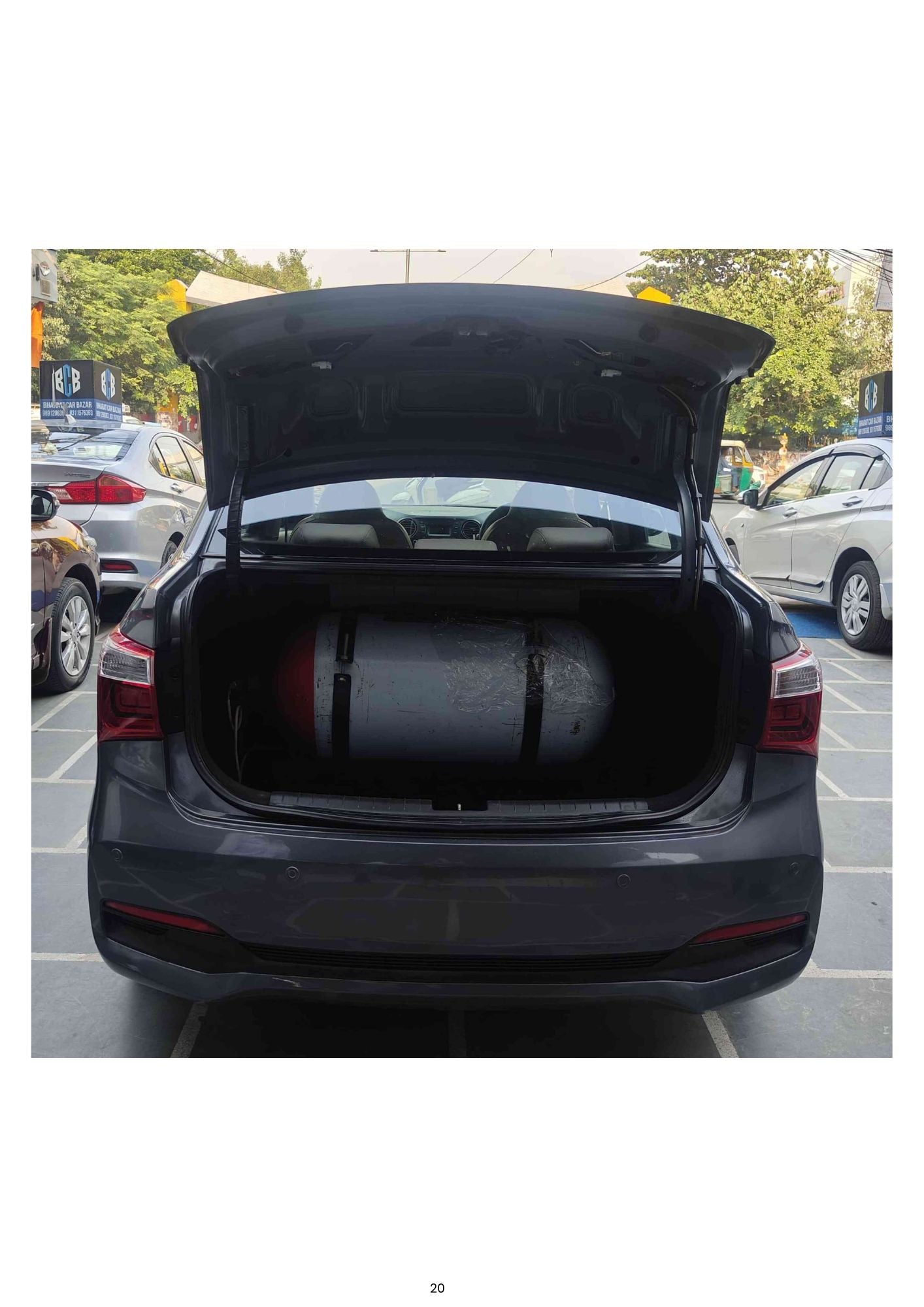 HYUNDAI XCENT E+ CNG (2017)