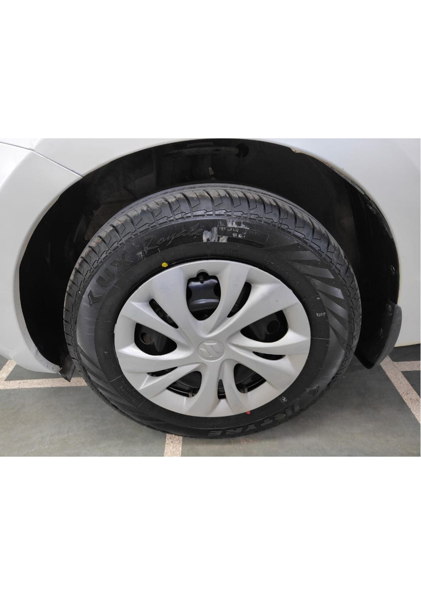 44,000 KMS MARUTI SWIFT VXI PETROL (2022)