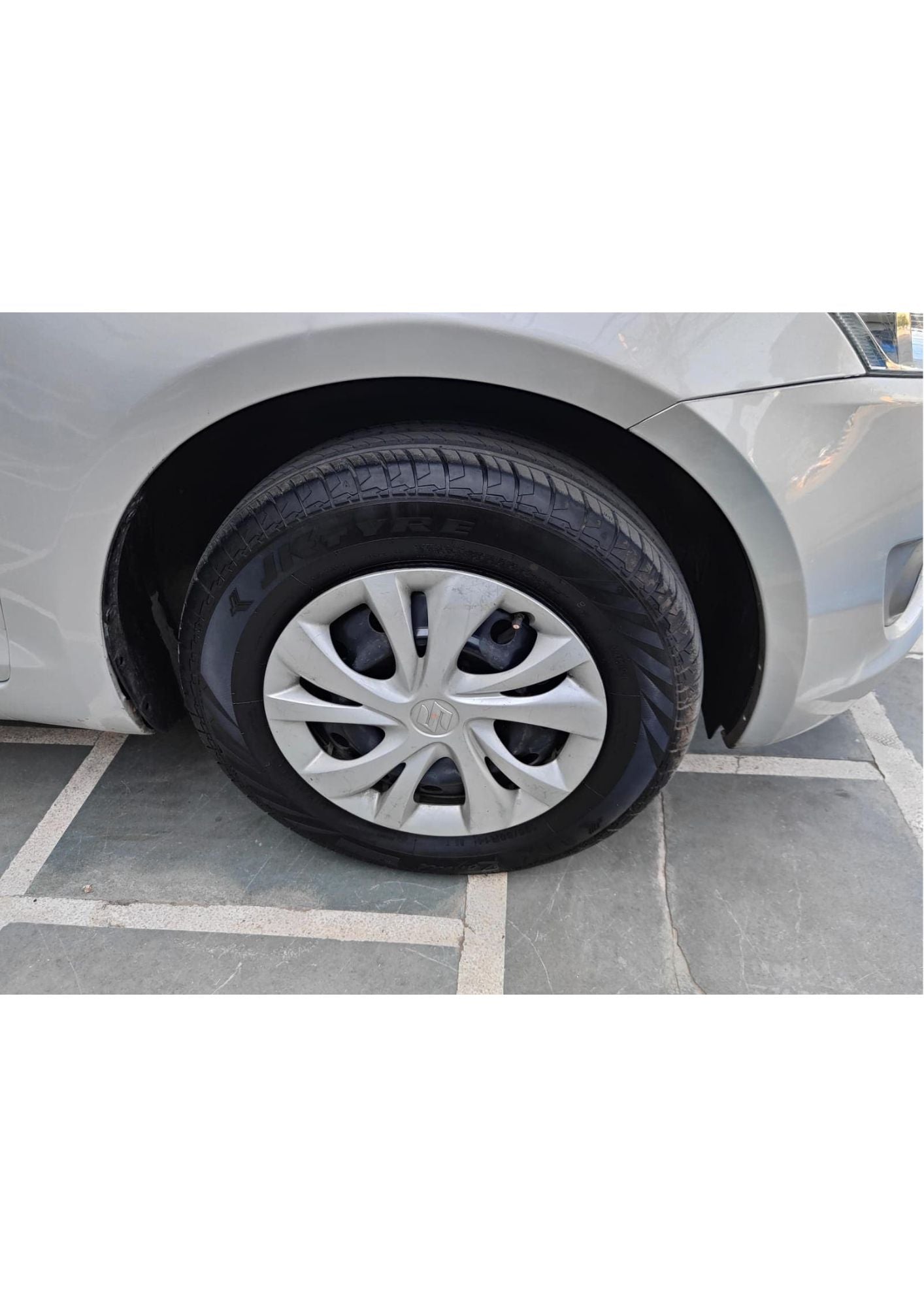 36,000 KMS MARUTI SWIFT VXI PETROL (2013)