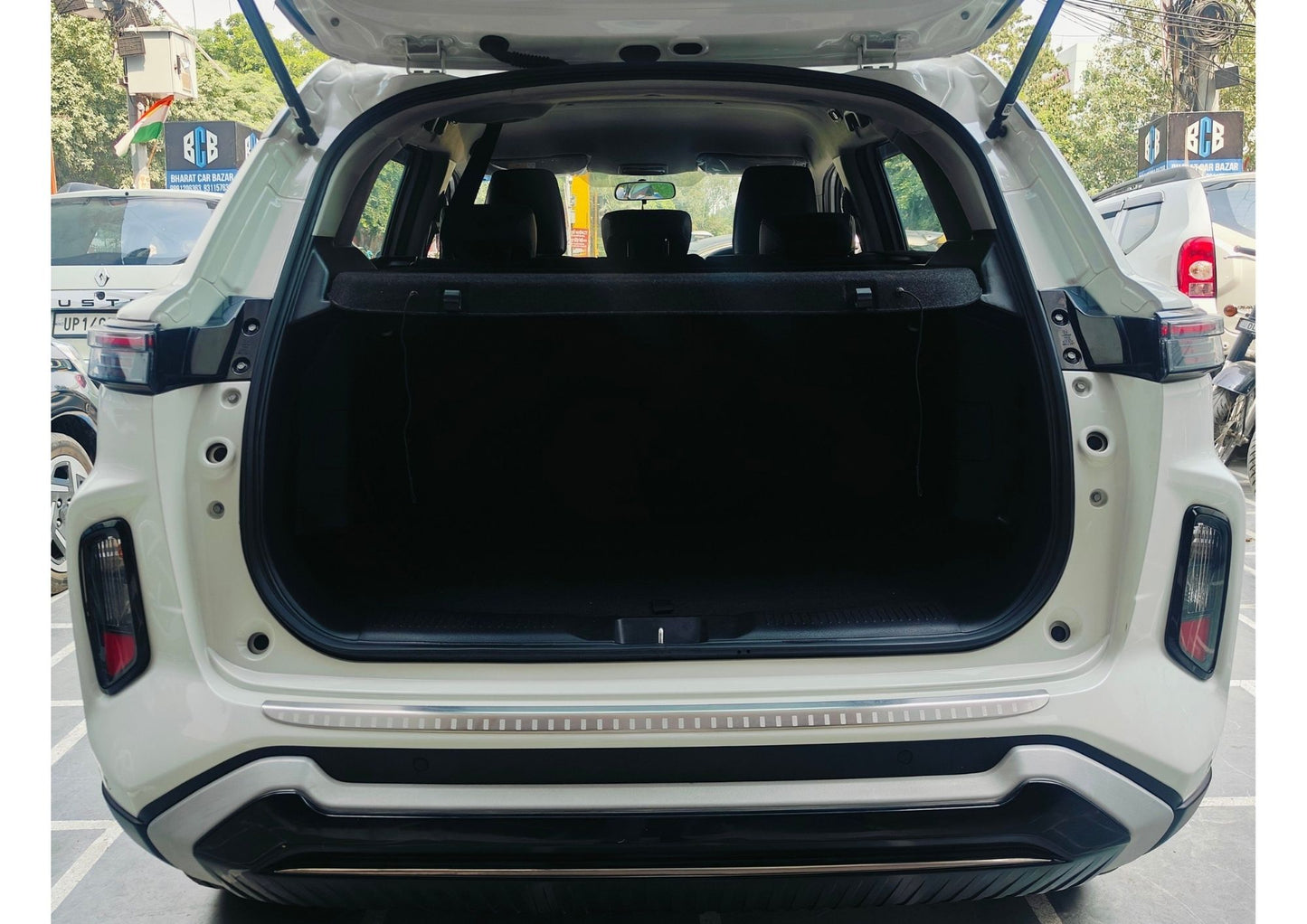 7,000 KMS MARUTI GRAND VITARA SIGMA HYBRID PETROL (2023)