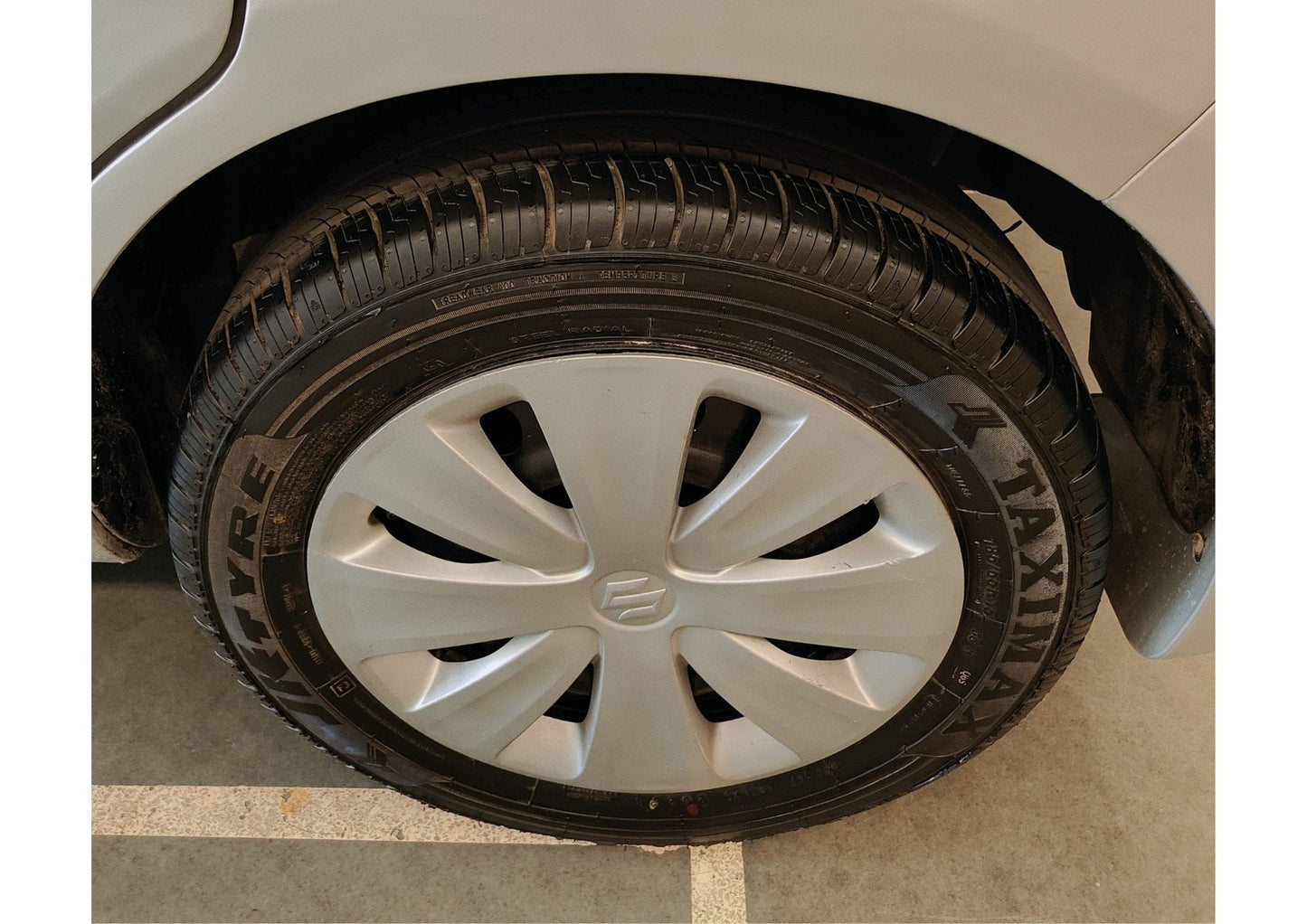 49,000 KMS MARUTI ERTIGA VXI PETROL (2015)