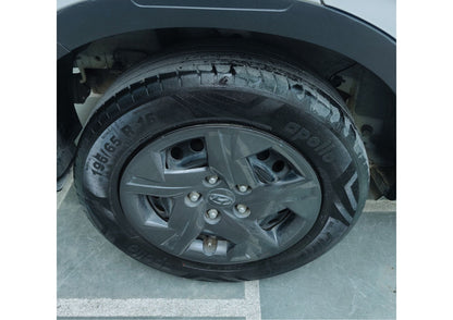 36,000 KMS HYUNDAI VENUE 1.2 KAPPA S MT PETROL (2023)