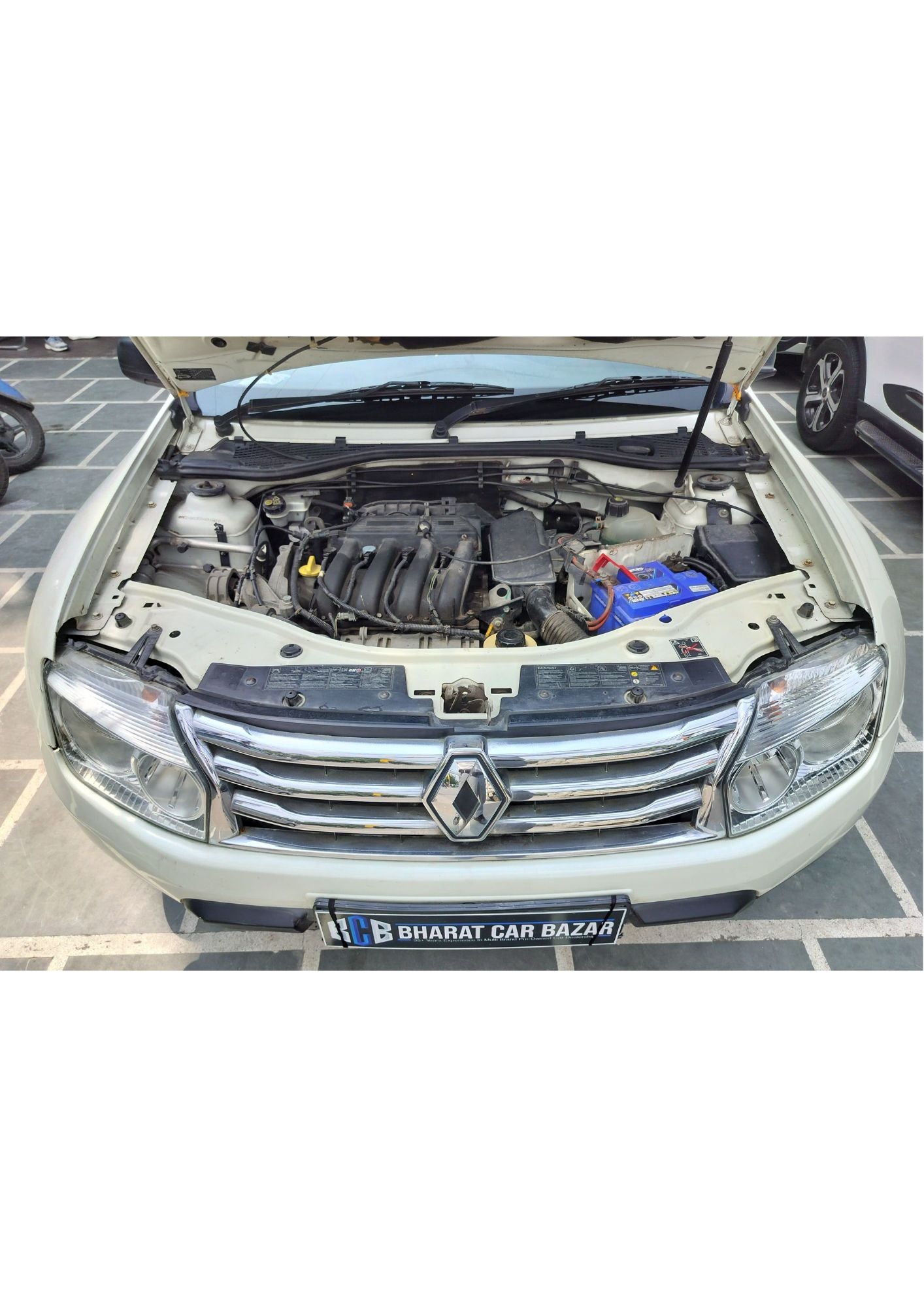 RENAULT DUSTER RXL PETROL (2014)