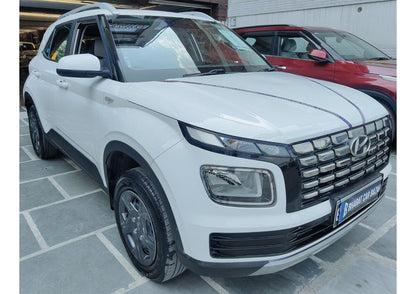 36,000 KMS HYUNDAI VENUE 1.2 KAPPA S MT PETROL (2023)