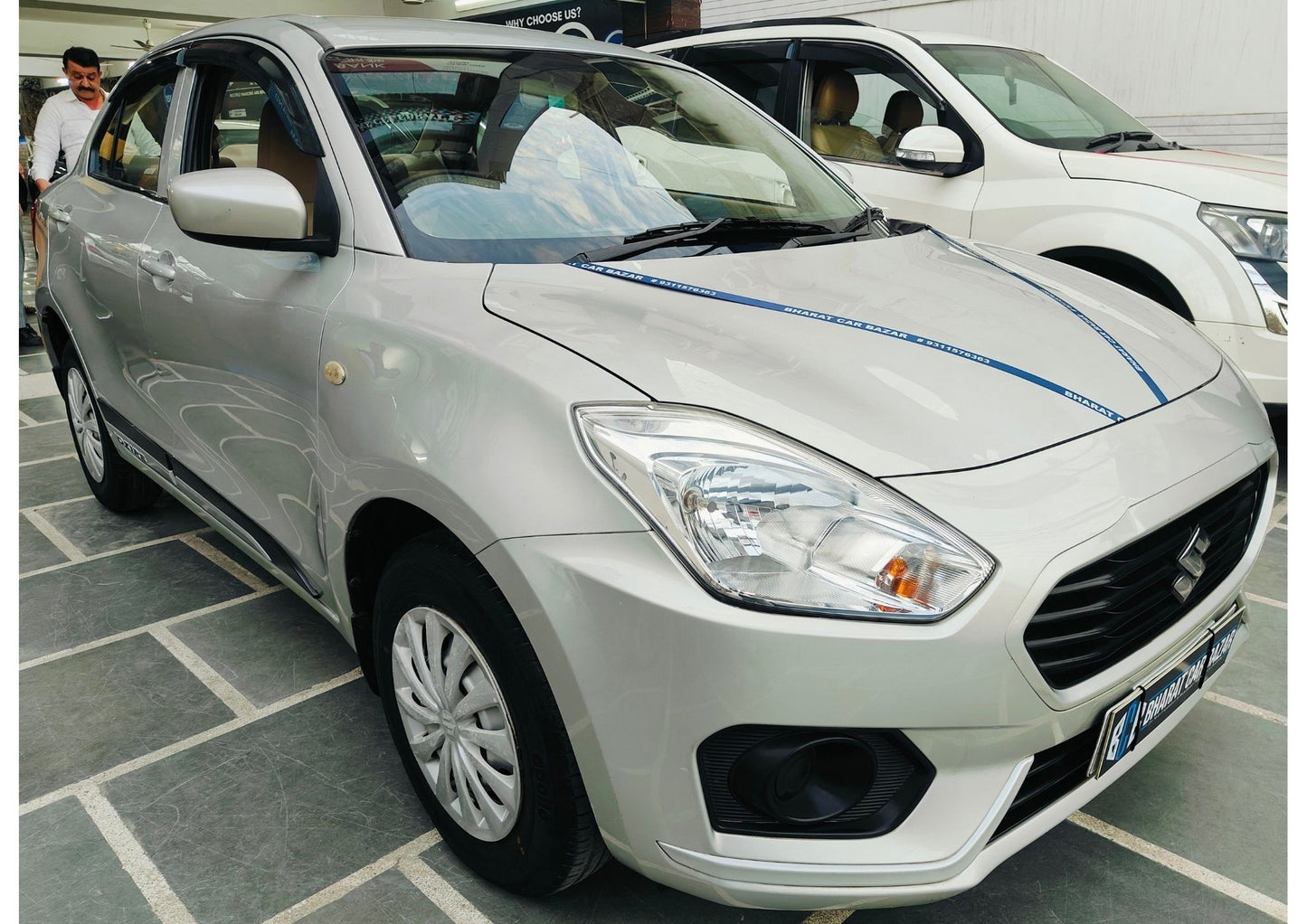 32,000 KMS MARUTI DZIRE LXI PETROL (2018)
