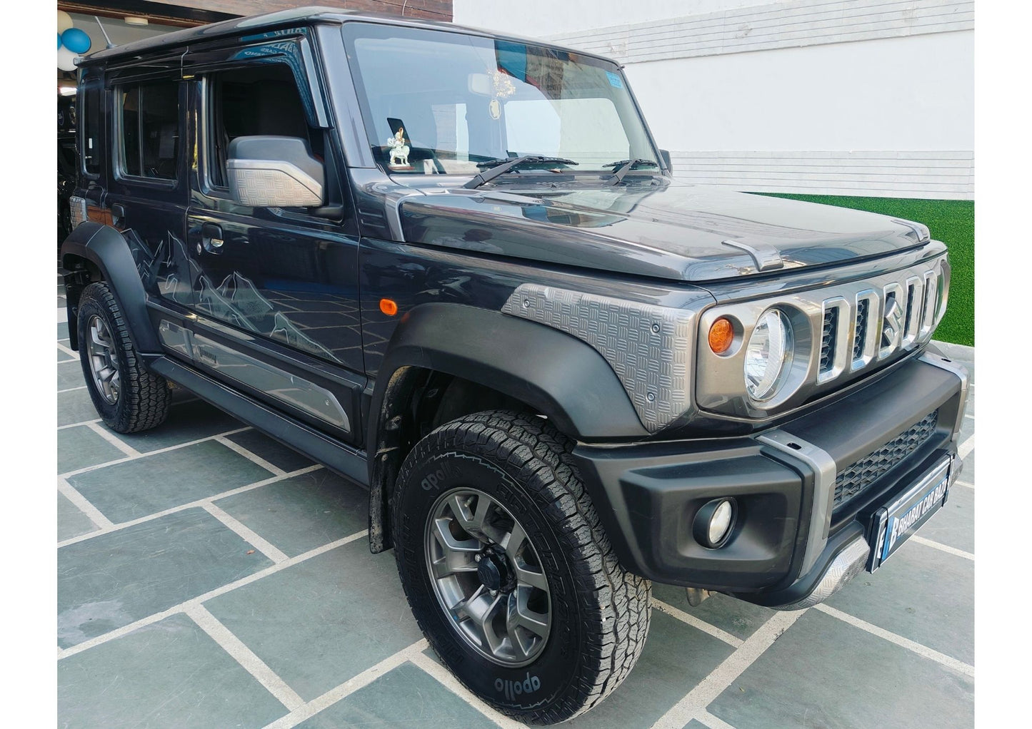 10,000 KMS MARUTI JIMNY ZETA ALLGRIP PRO PETROL (2024)