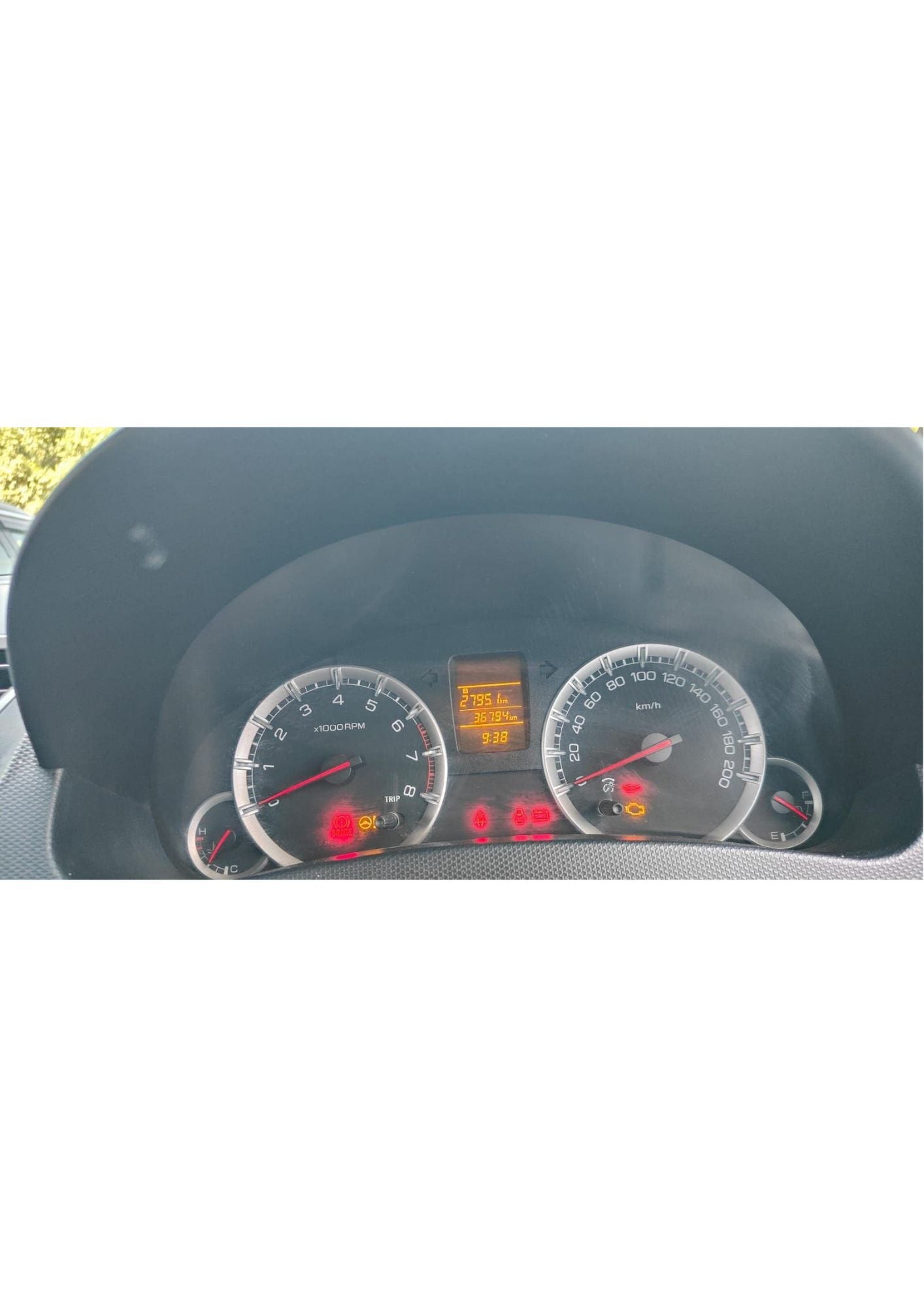 36,000 KMS MARUTI SWIFT VXI PETROL (2013)