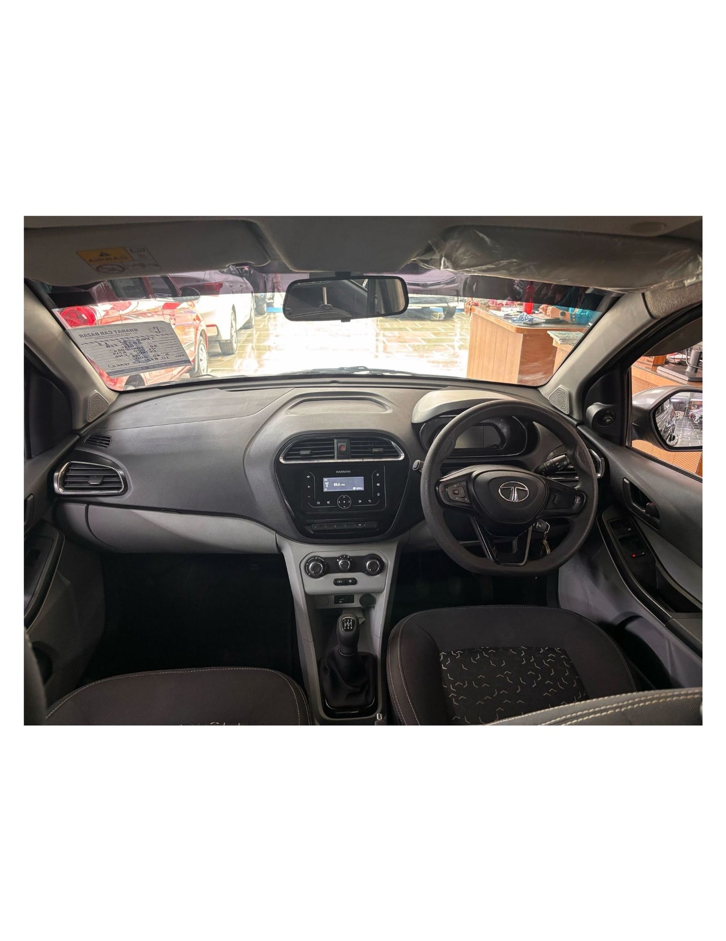 47,000 KMS TATA TIAGO XT 1.2 CNG (2022)