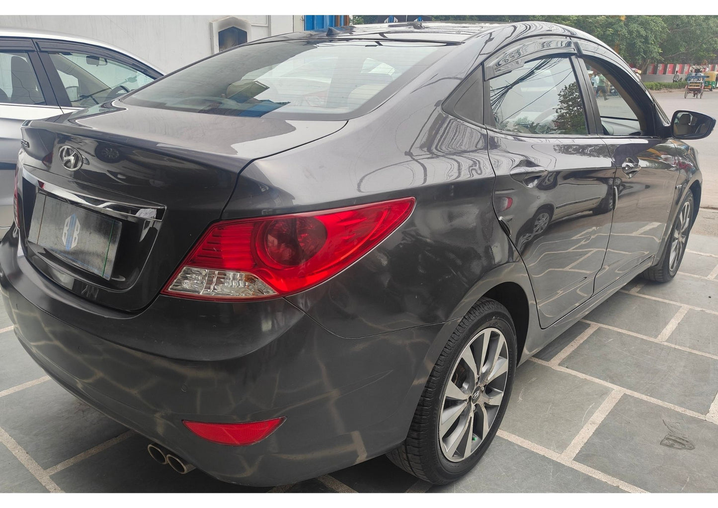 HYUNDAI VERNA CX 1.4 CNG  (2014)