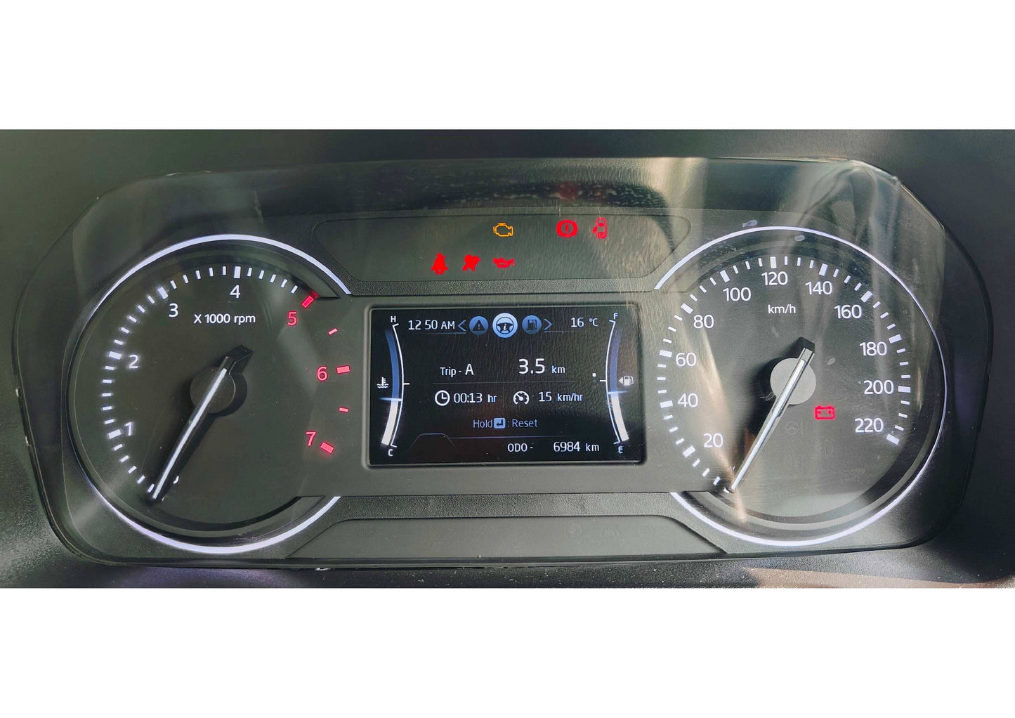 7,000 KMS MAHINDRA SCORPIO-N Z4 DIESEL (2024)