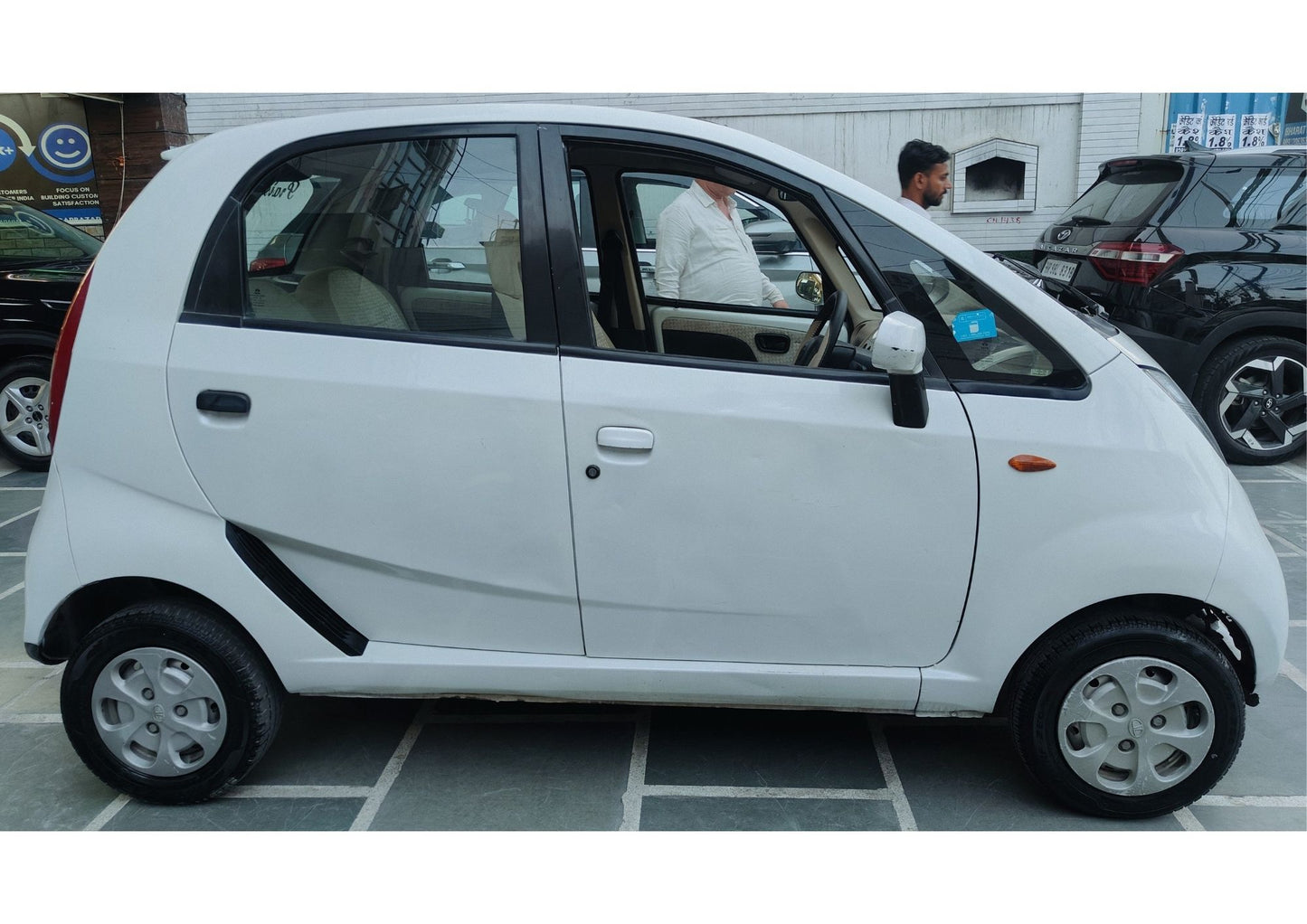 47,000 KMS TATA NANO LX PETROL (2014)