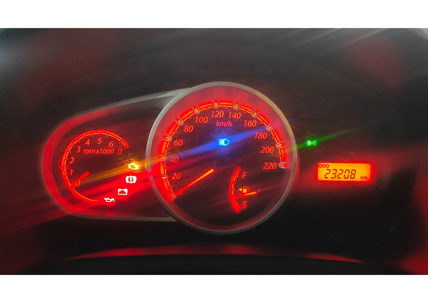 23,000 KMS FORD FIGO ZXI PETROL (2011)