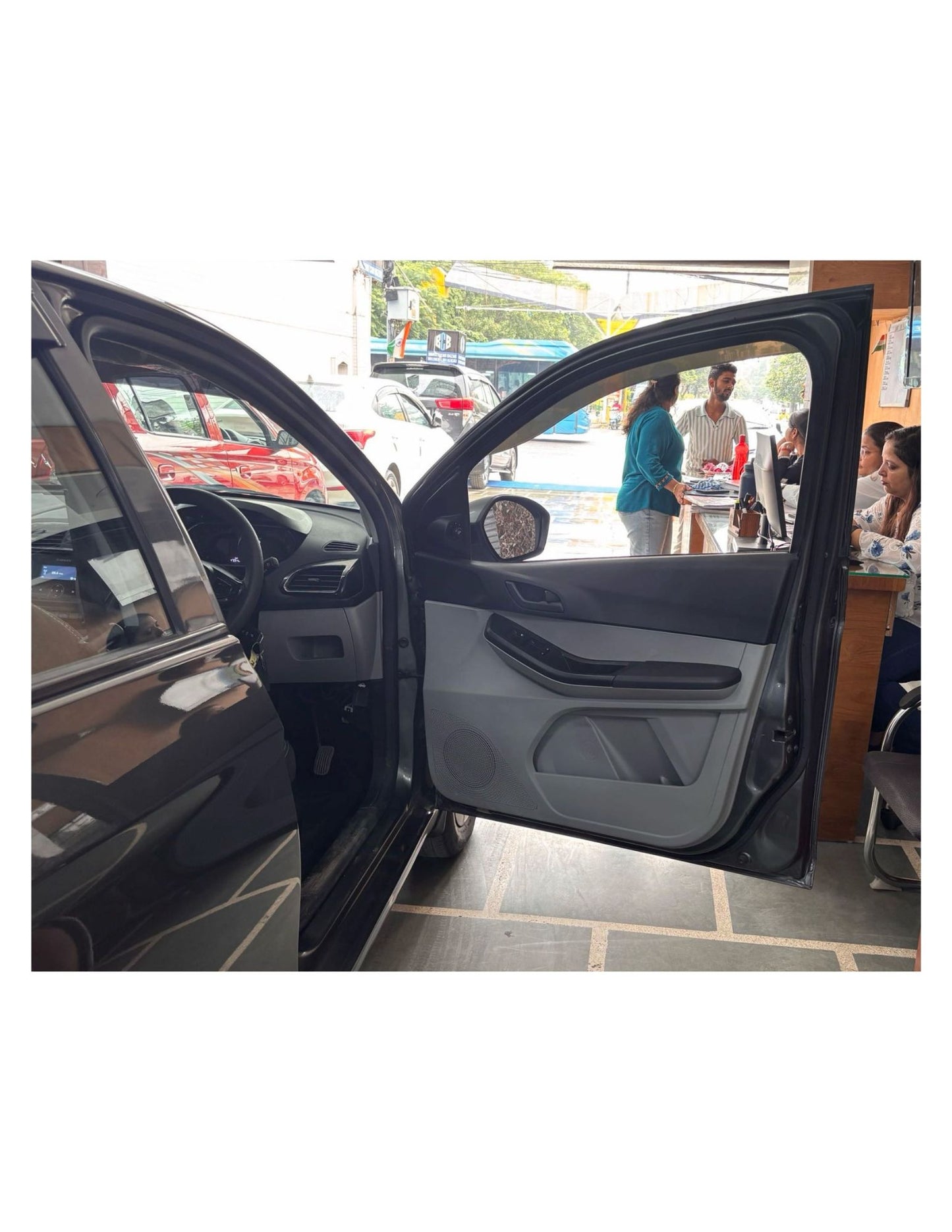 47,000 KMS TATA TIAGO XT 1.2 CNG (2022)