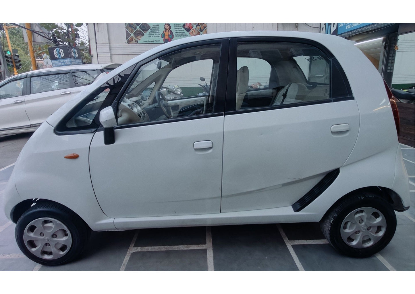 47,000 KMS TATA NANO LX PETROL (2014)