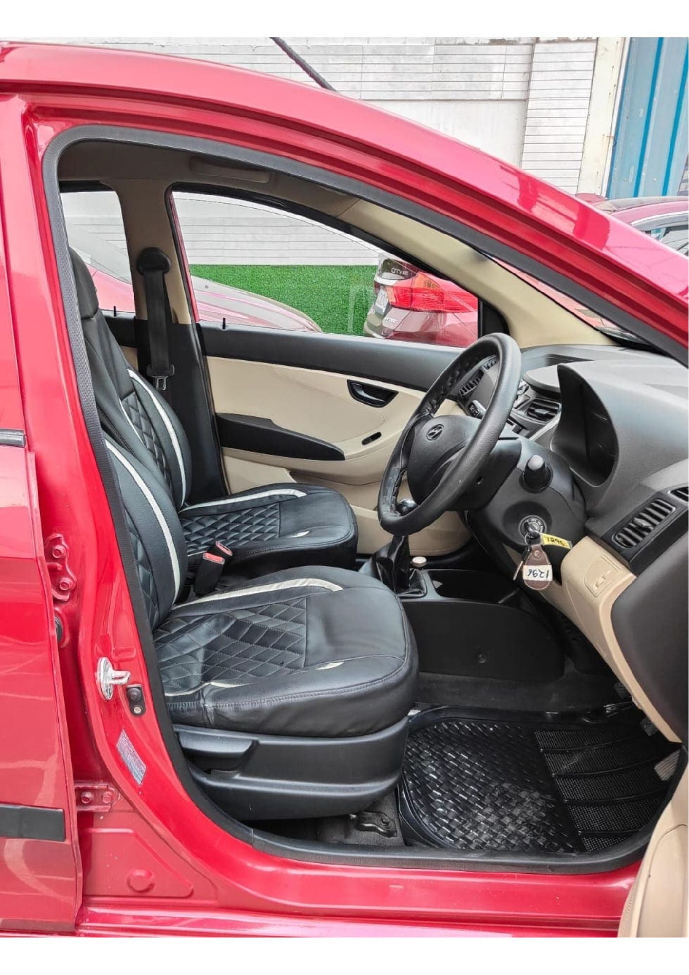23,000 KMS HYUNDAI EON ERA+ PETROL (2014)