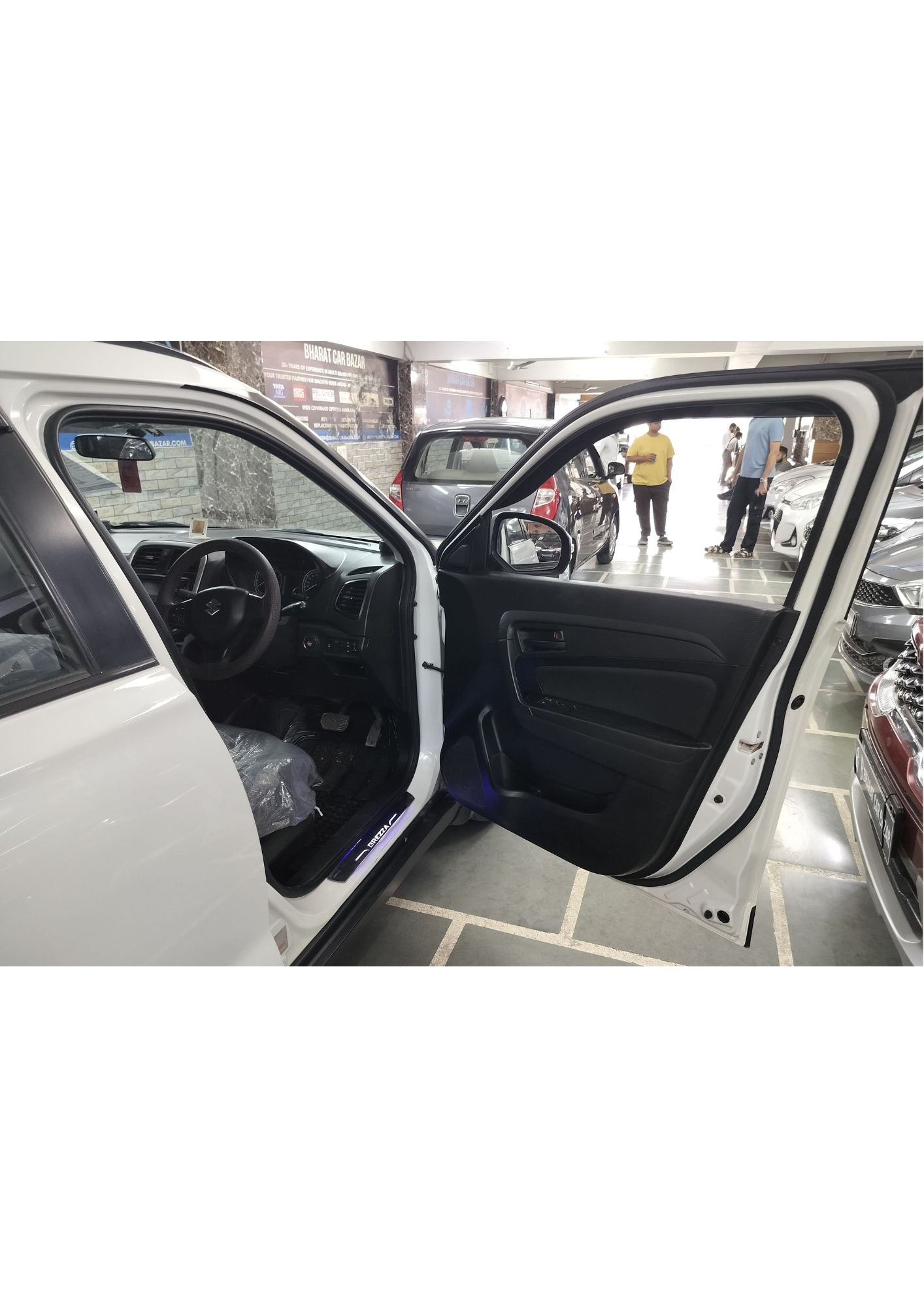 44,000 KMS MARUTI BREZZA VXI AUTOMATIC PETROL ( 2022)
