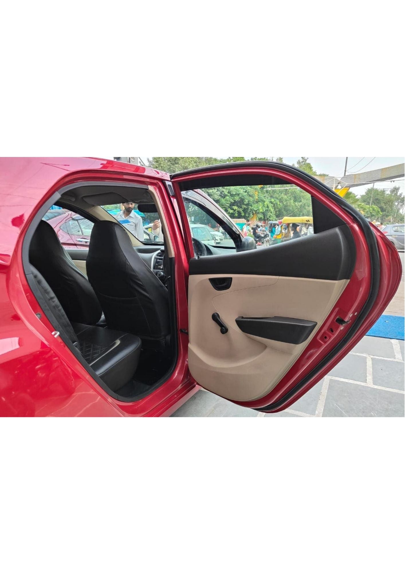 23,000 KMS HYUNDAI EON ERA+ PETROL (2014)