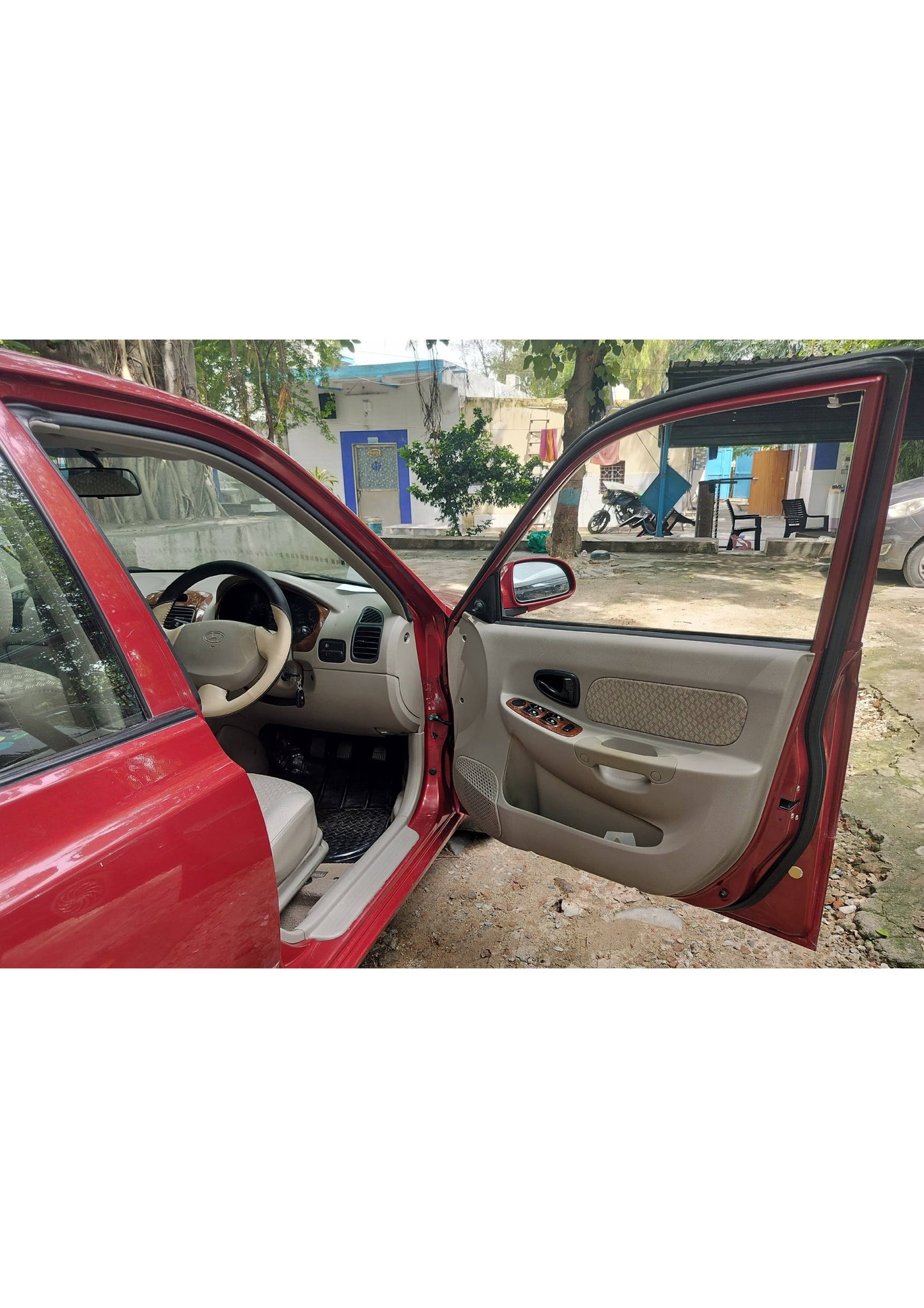 HYUNDAI ACCENT EXECUTIVE 1.2 PETROL (2012)