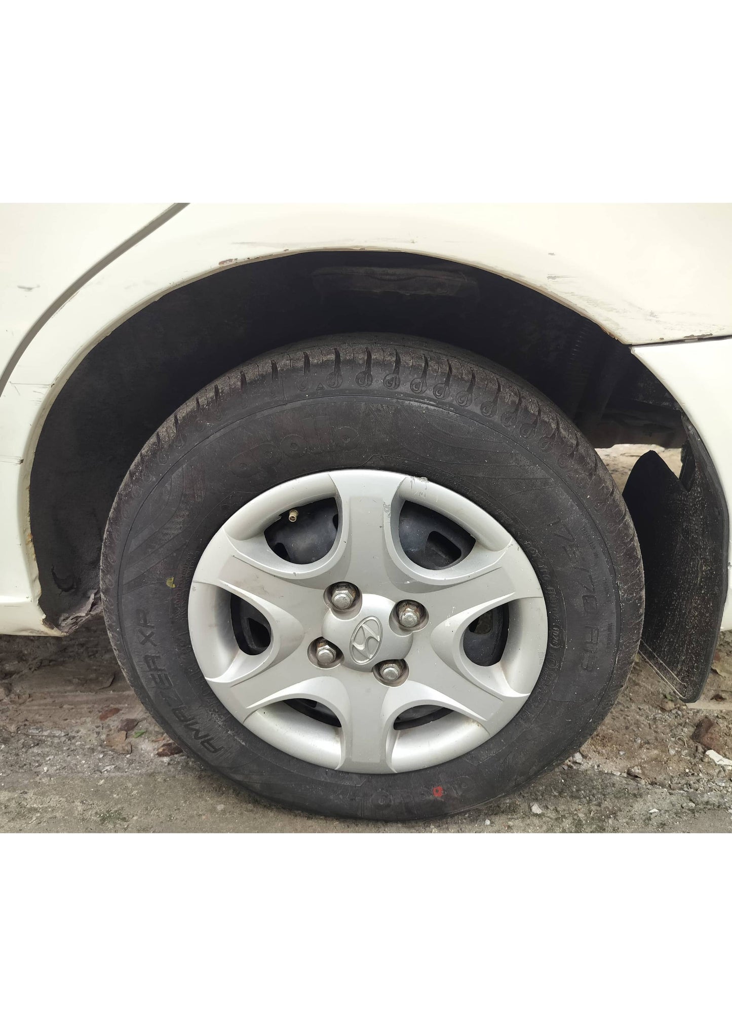 27,000 KMS HYUNDAI ACCENT IMM CNG (2012)