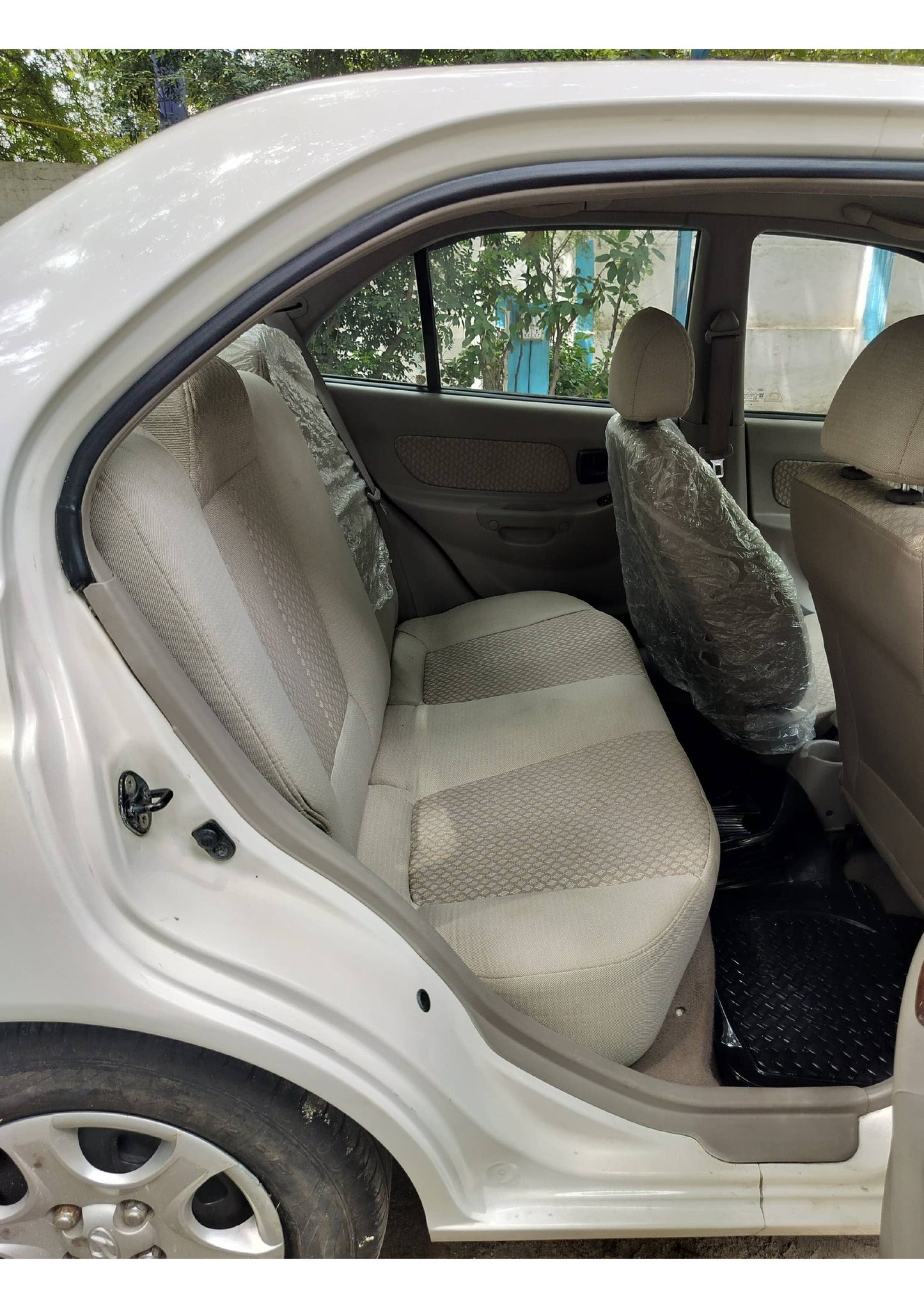 27,000 KMS HYUNDAI ACCENT IMM CNG (2012)