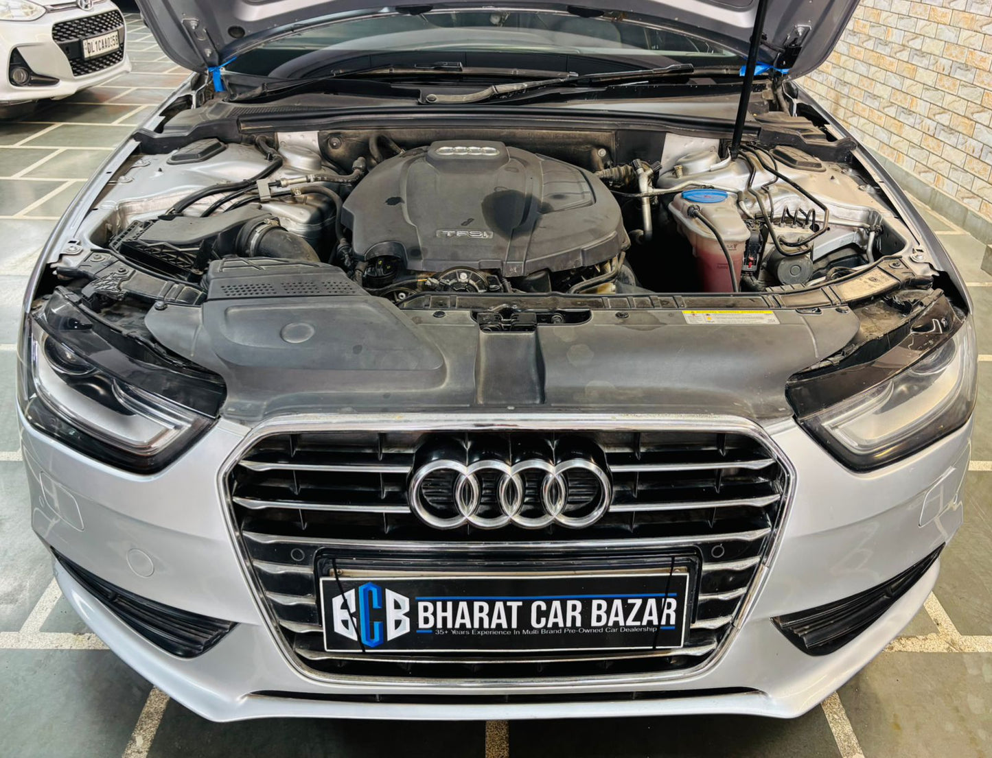 AUDI A4 35 TFSI AUTOMATIC SUNROOF PETROL (2015)