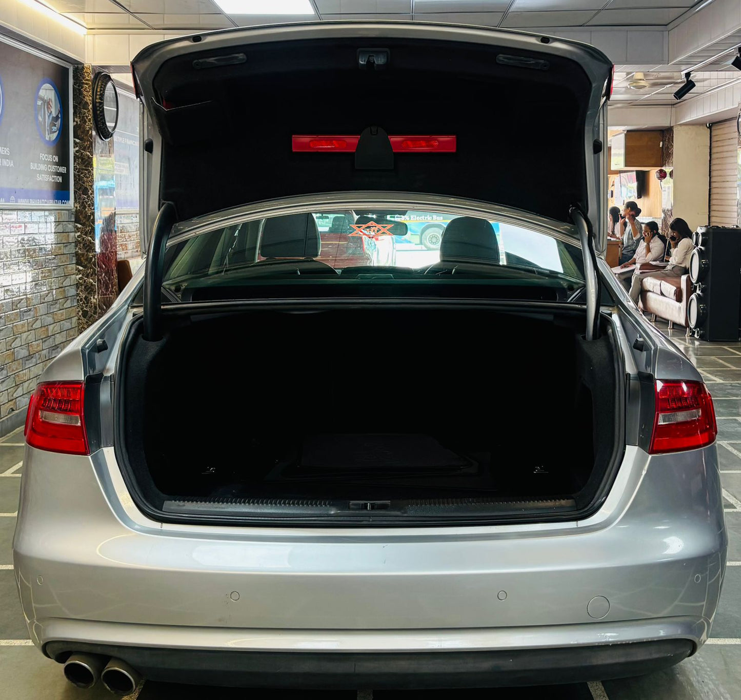 AUDI A4 35 TFSI AUTOMATIC SUNROOF PETROL (2015)