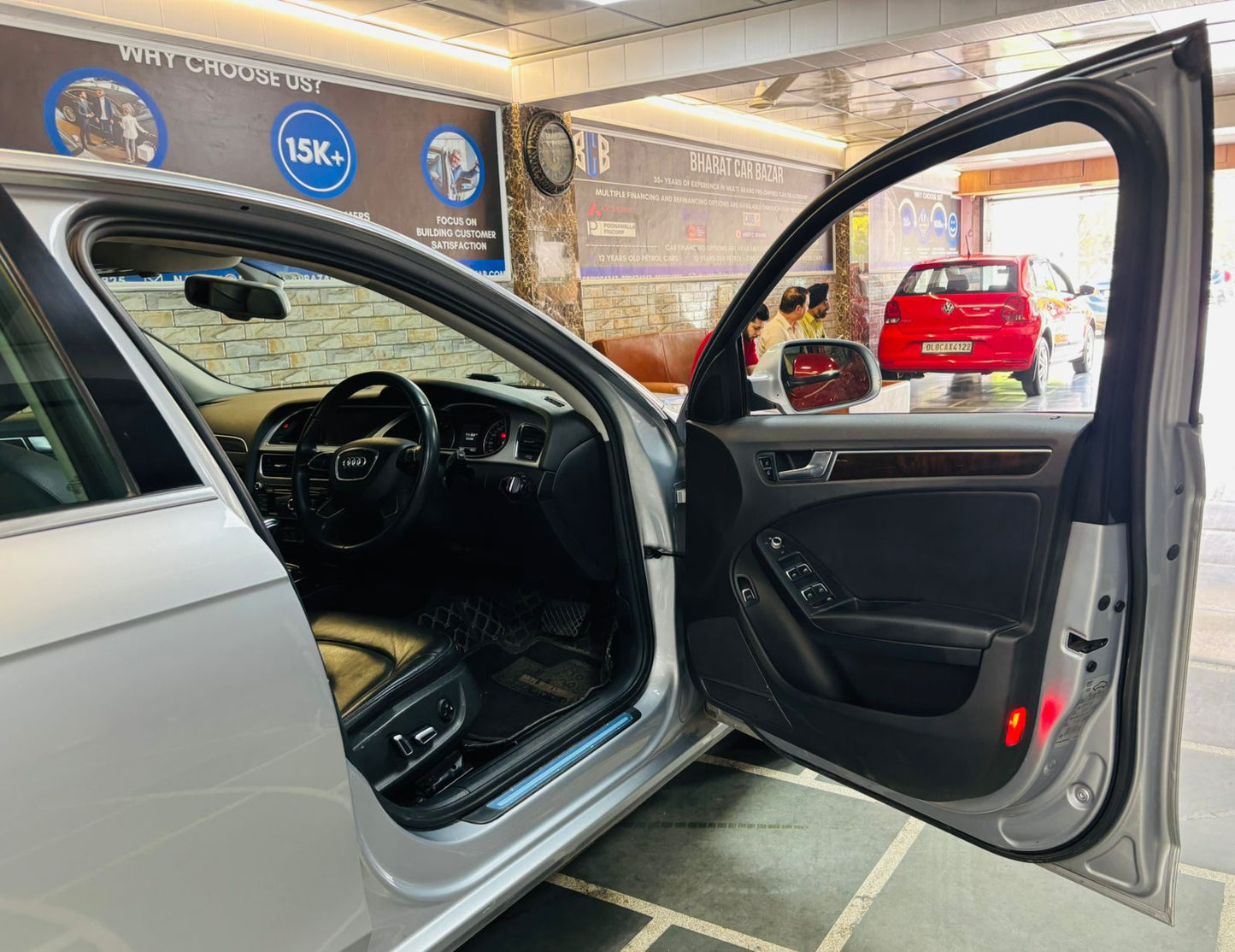 AUDI A4 35 TFSI AUTOMATIC SUNROOF PETROL (2015)