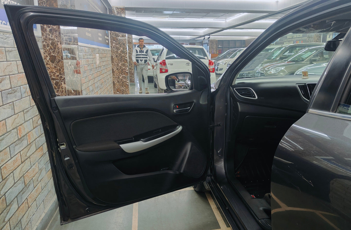 49,000 KMS MARUTI BALENO ALPHA PETROL (2018)