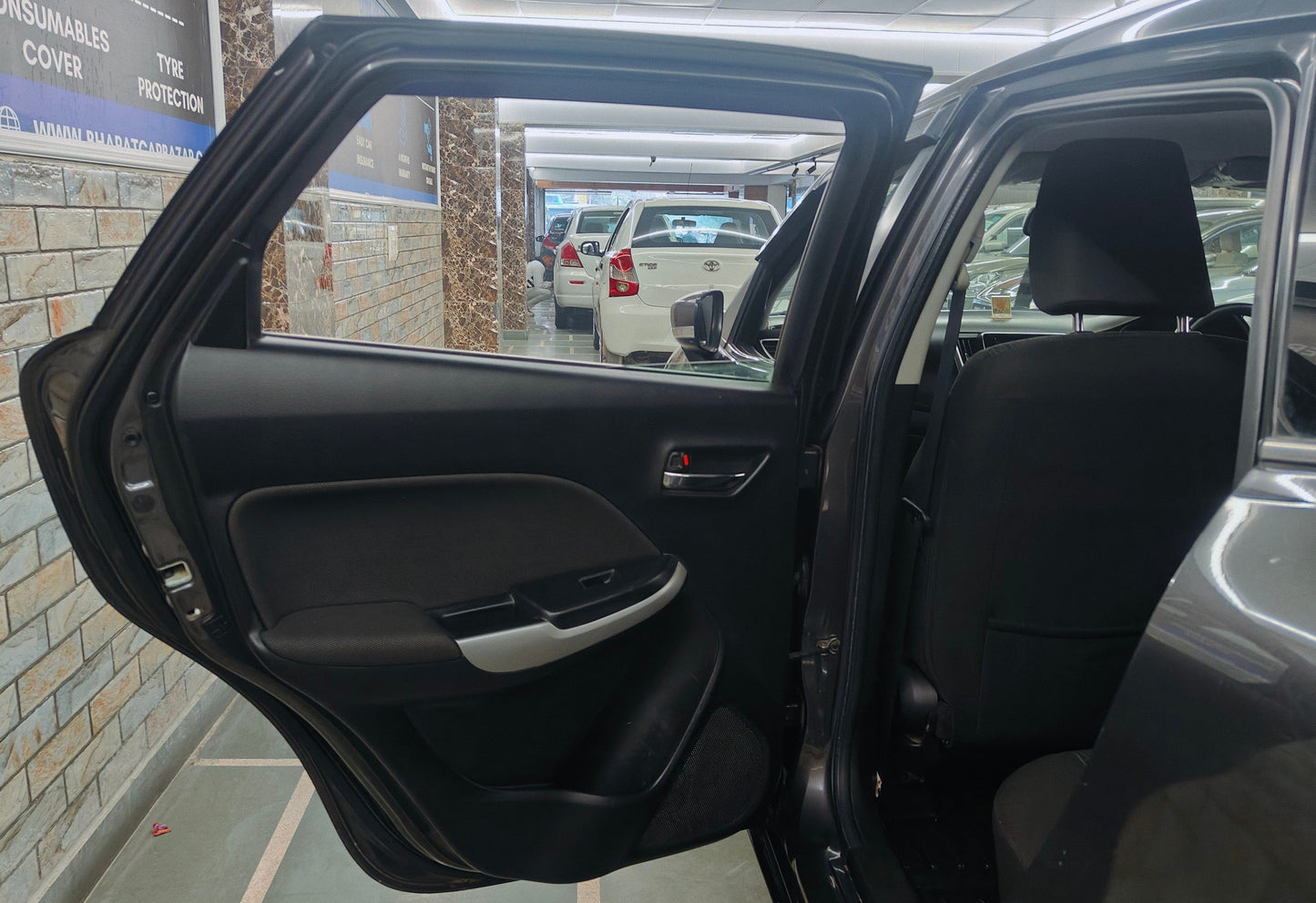 49,000 KMS MARUTI BALENO ALPHA PETROL (2018)