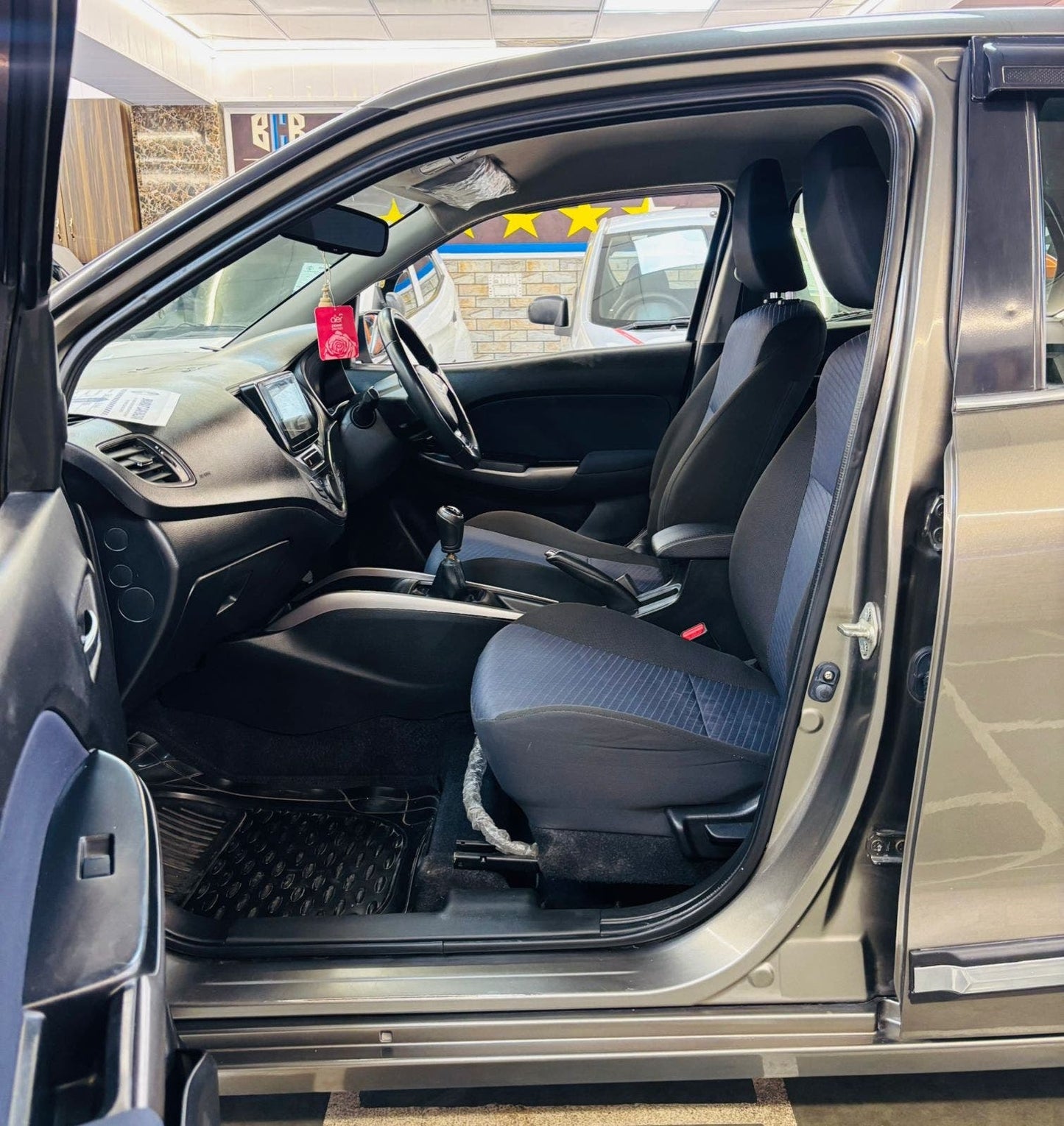 32,000 KMS MARUTI BALENO ALPHA PETROL (2020)