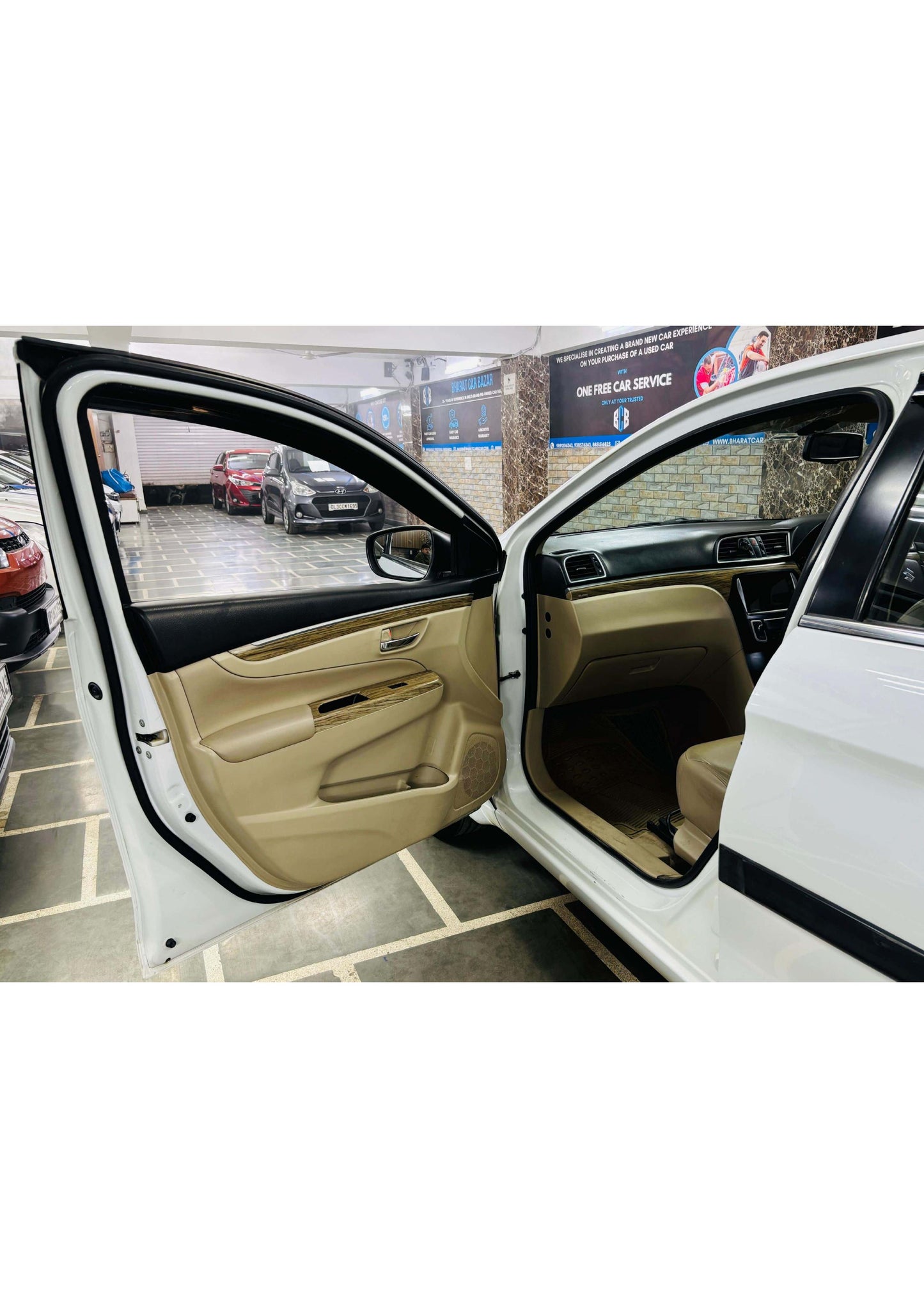 MARUTI CIAZ HYBRID ALPHA PETROL (2019)