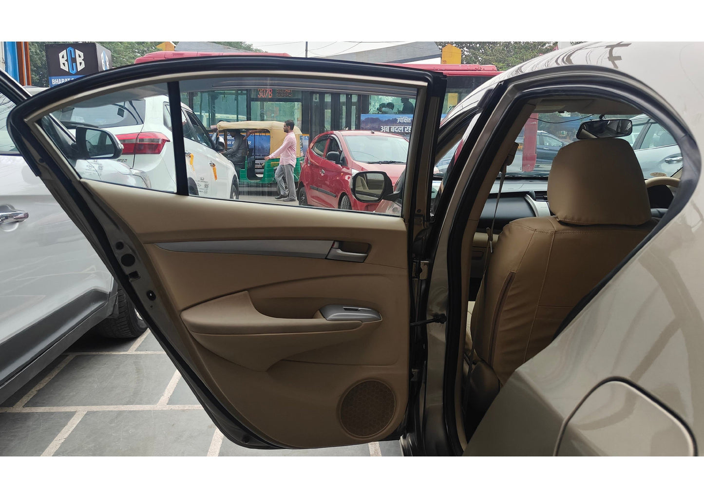 HONDA CITY V AT PETROL (2011)