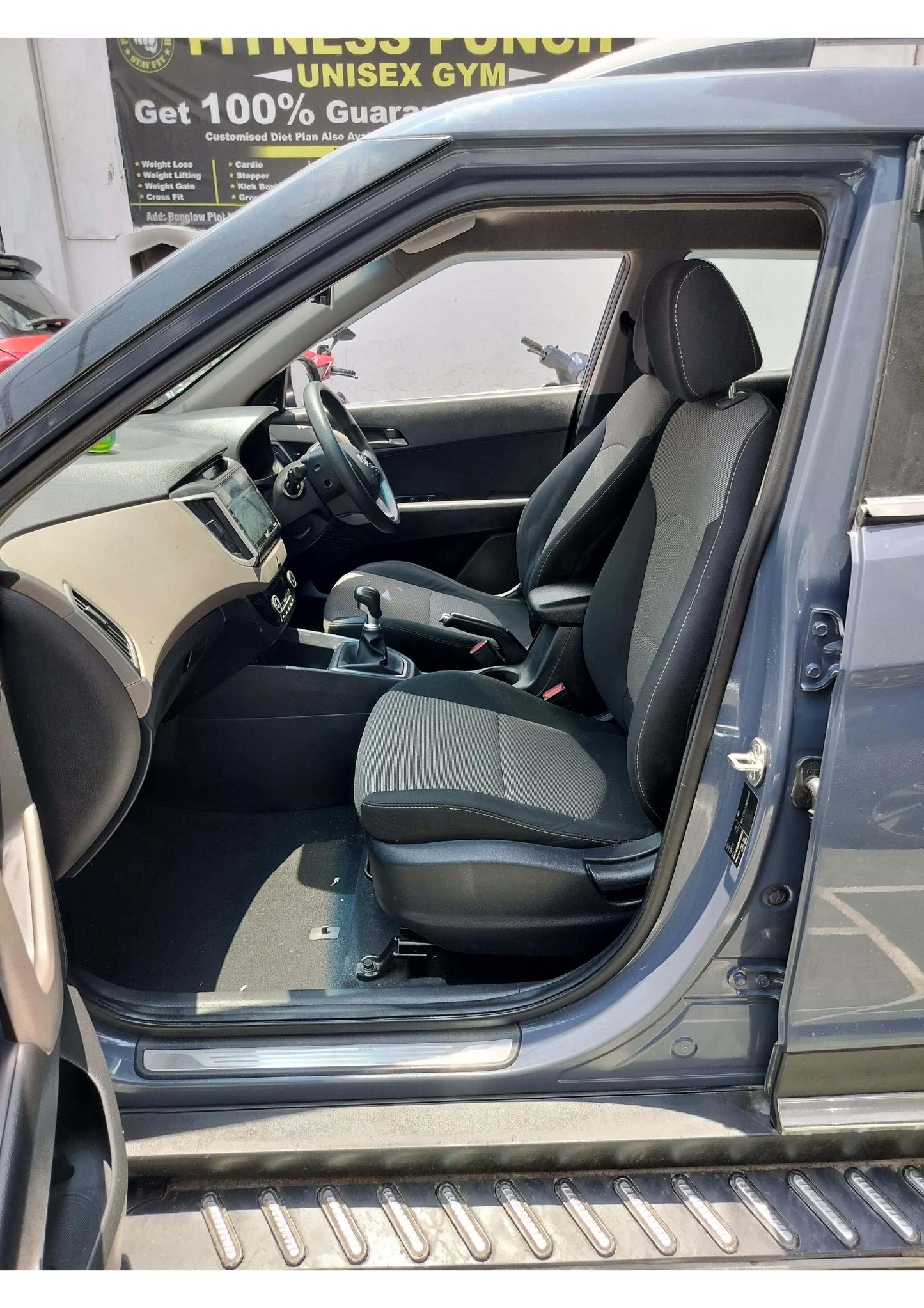 44,000 KMS HYUNDAI CRETA SX 1.6 PETROL (2017)