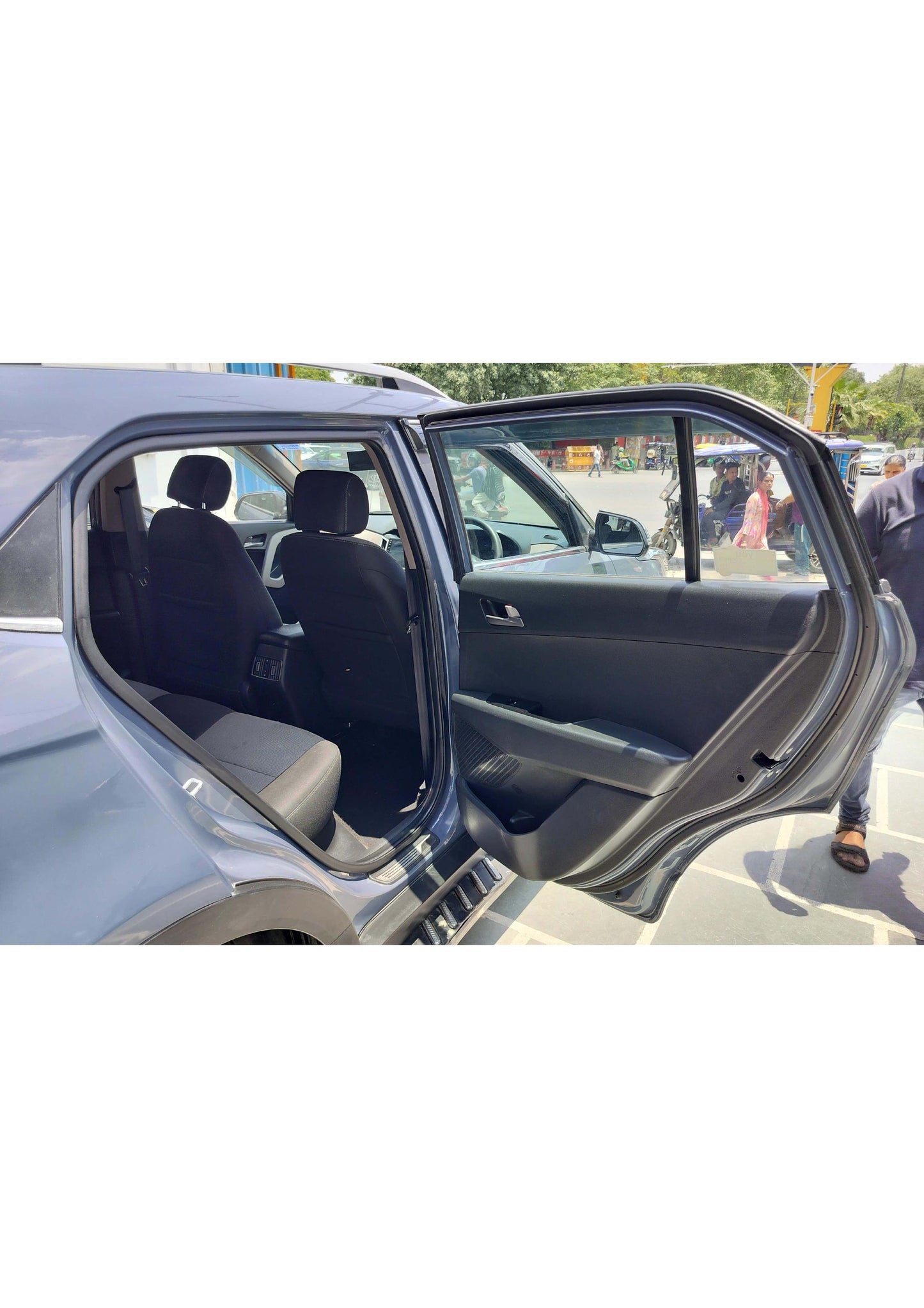 44,000 KMS HYUNDAI CRETA SX 1.6 PETROL (2017)