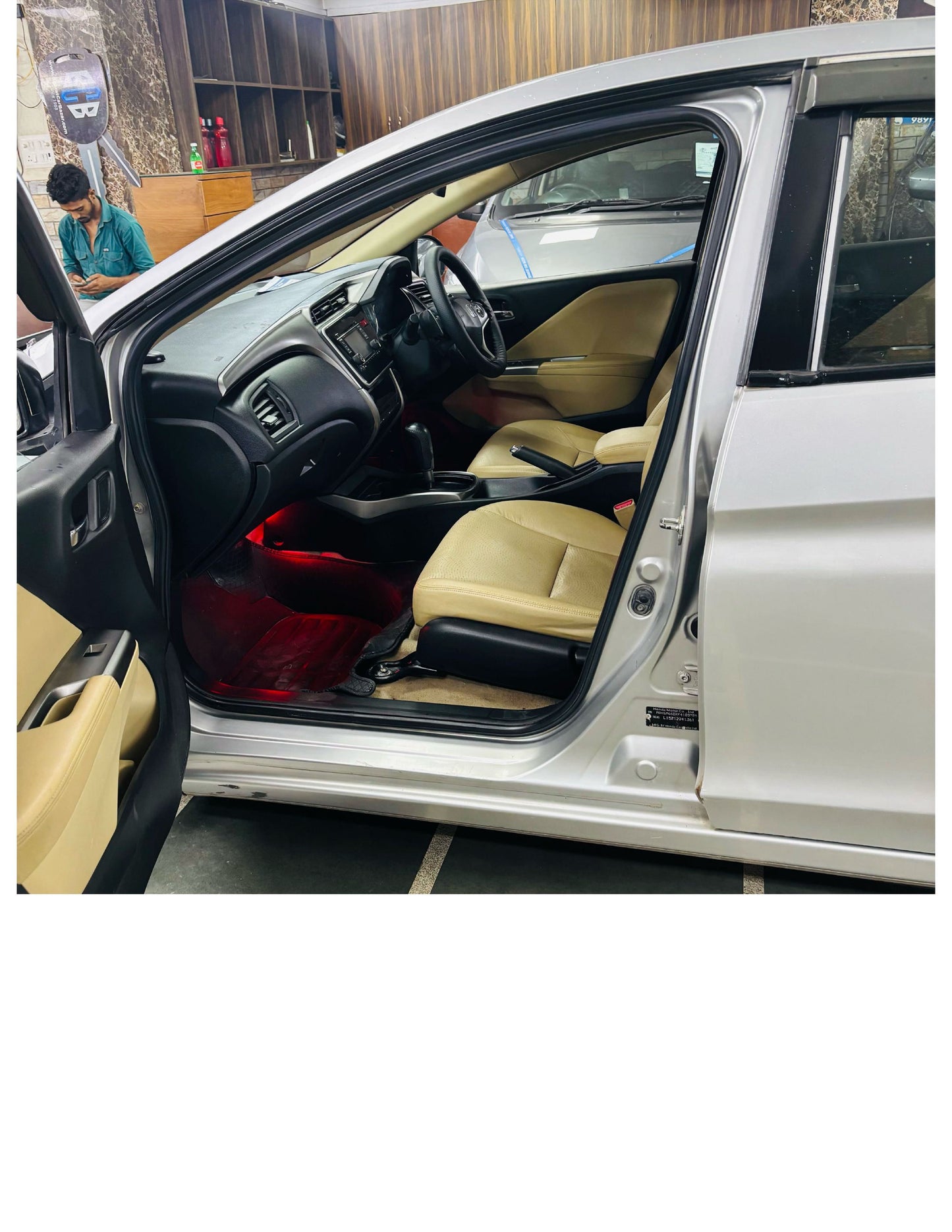 HONDA CITY VX CVT PETROL (2015)