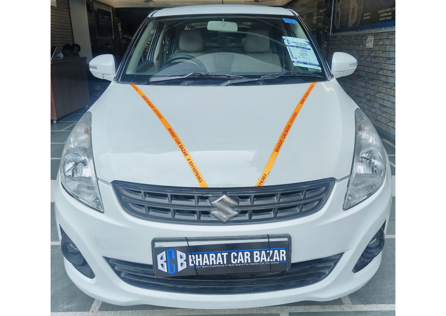MARUTI SWIFT DZIRE ZXI PETROL (2012)