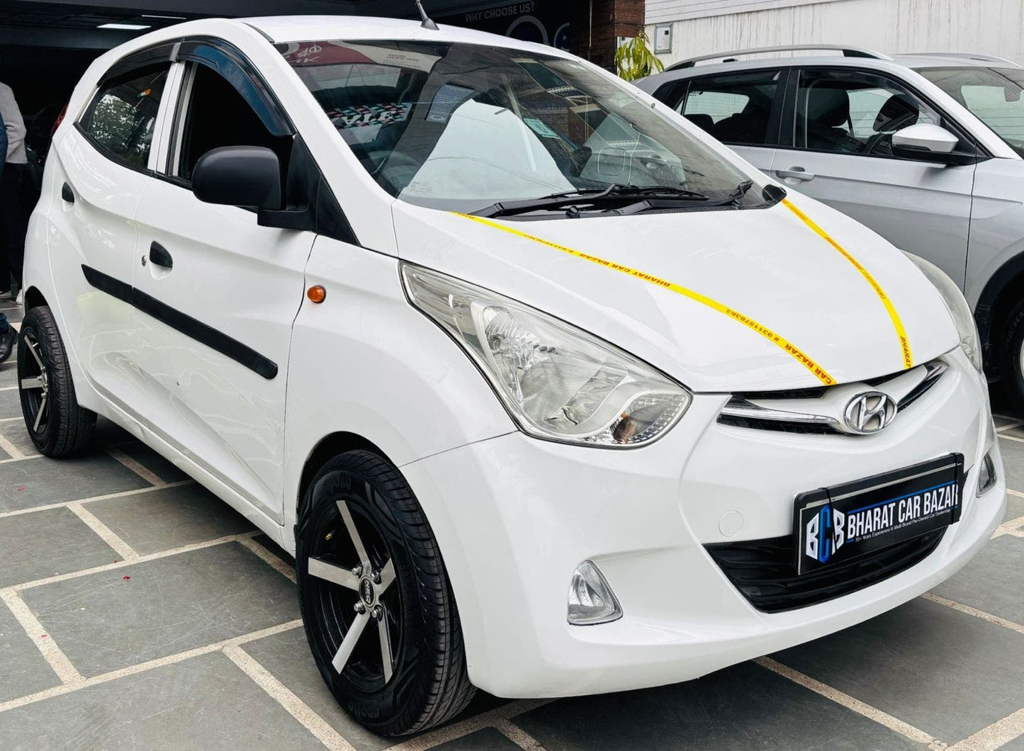 17,000 KMS HYUNDAI EON MAGNA+ PETROL (2016)