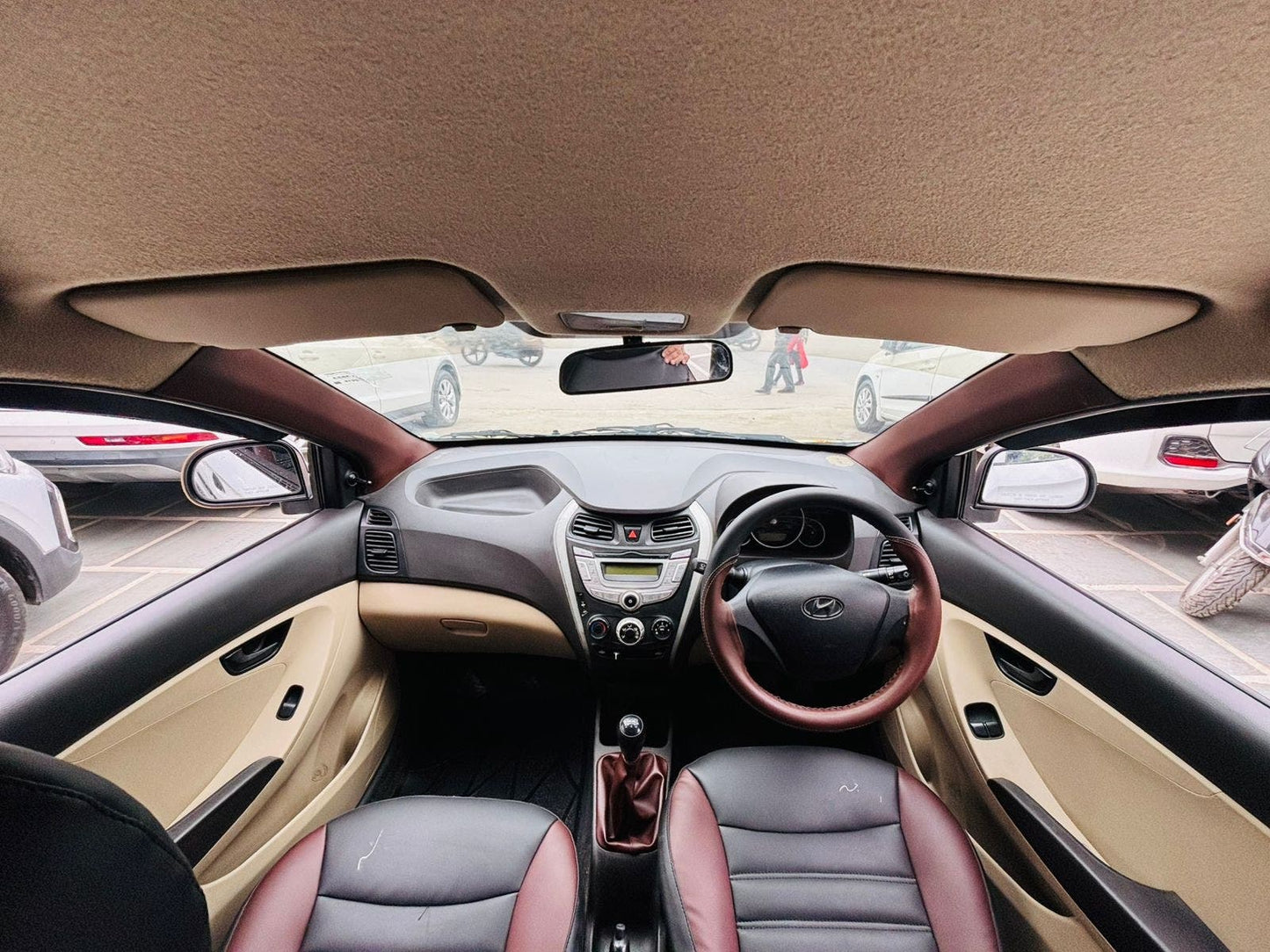 17,000 KMS HYUNDAI EON MAGNA+ PETROL (2016)