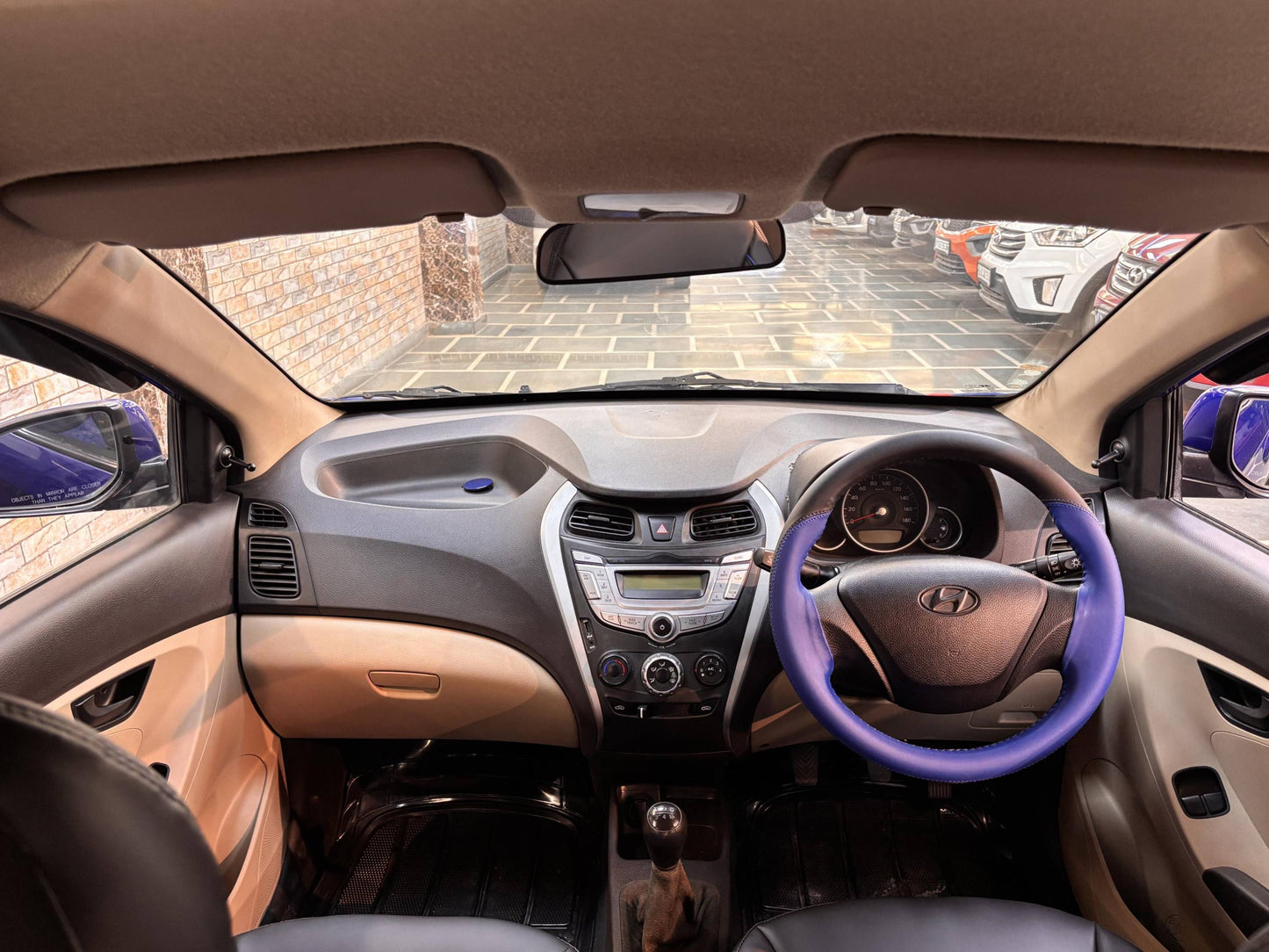 33,000 KMS HYUNDAI EON MAGNA 1.0 PETROL (2014)